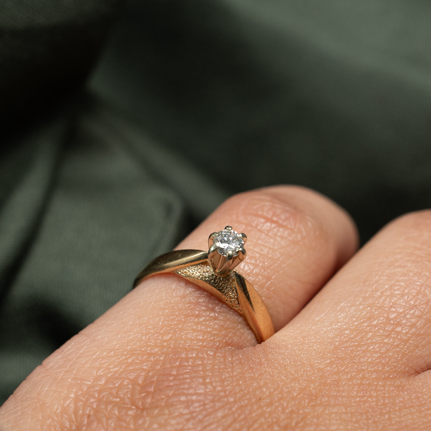 Solitaire Diamond Reverse Tapered Ring | 0.17ct | SZ 6 |