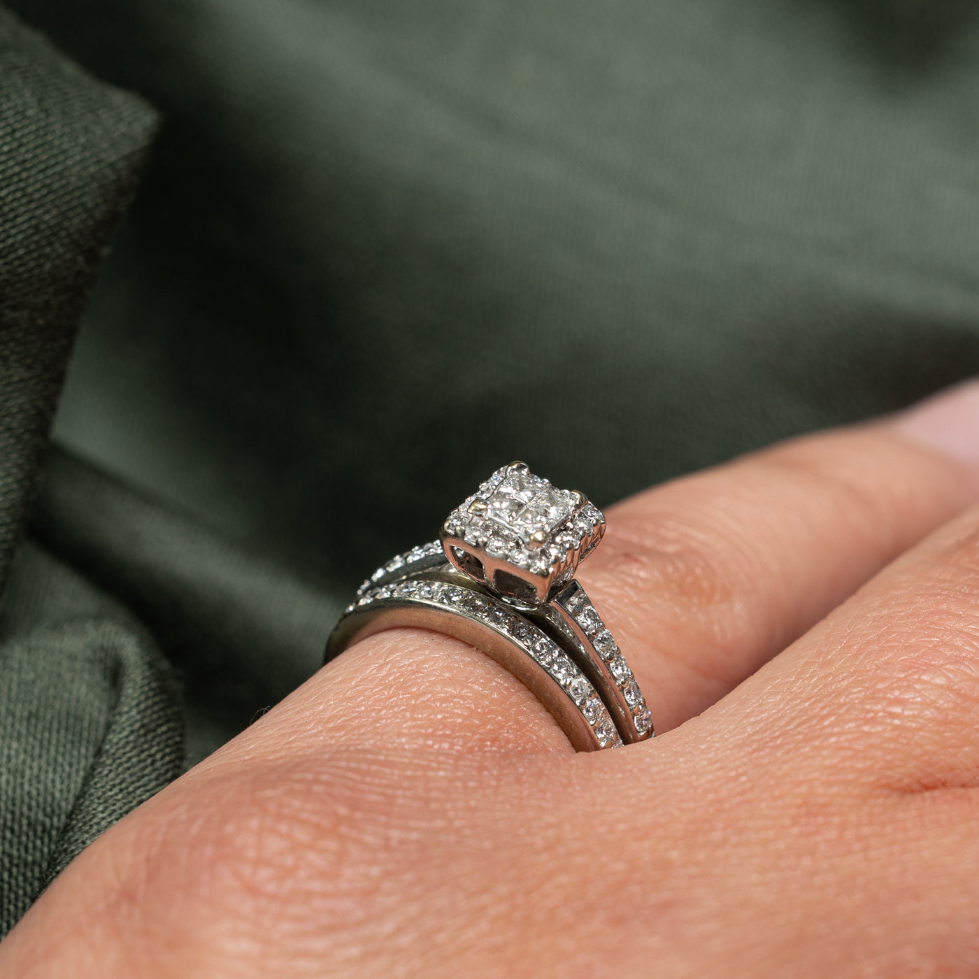 14k Illusion Set Diamond Wedding Ring Set | 0.24ctw, 0.30ctw | SZ 4.5 |