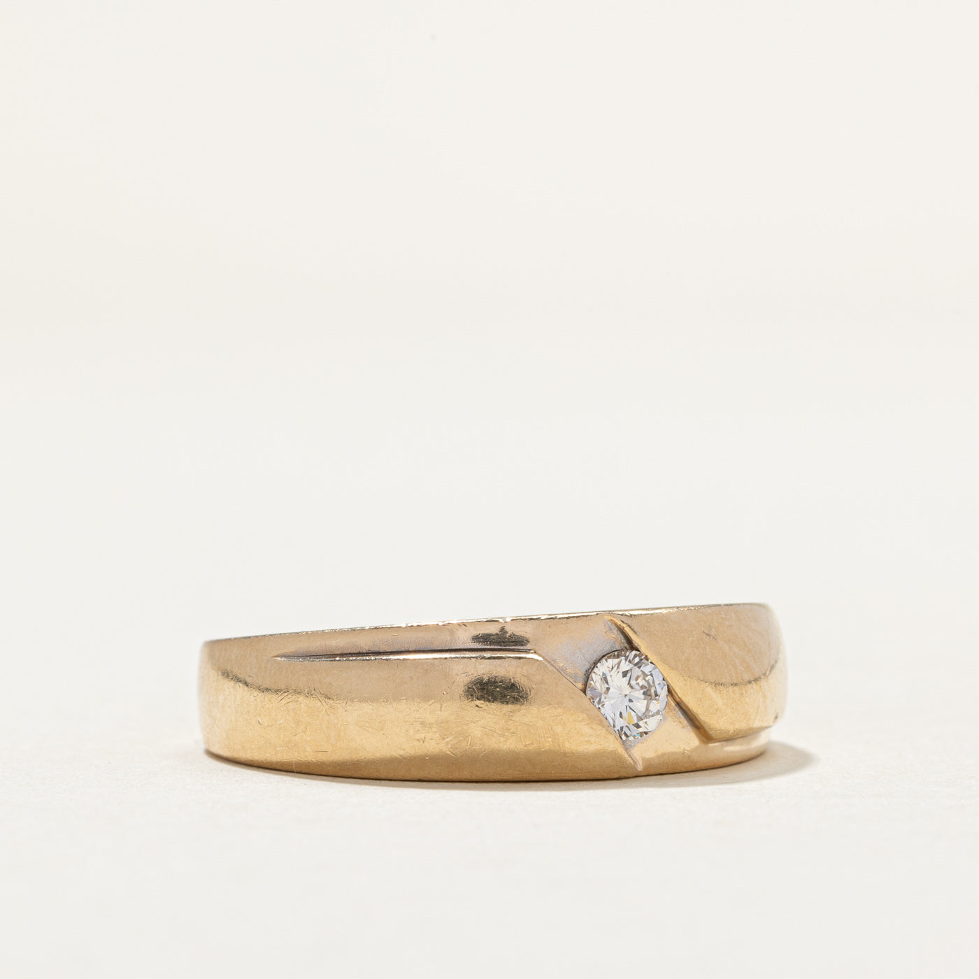 10k Single Stone Diamond Band | 0.20ct | SZ 10.5 |