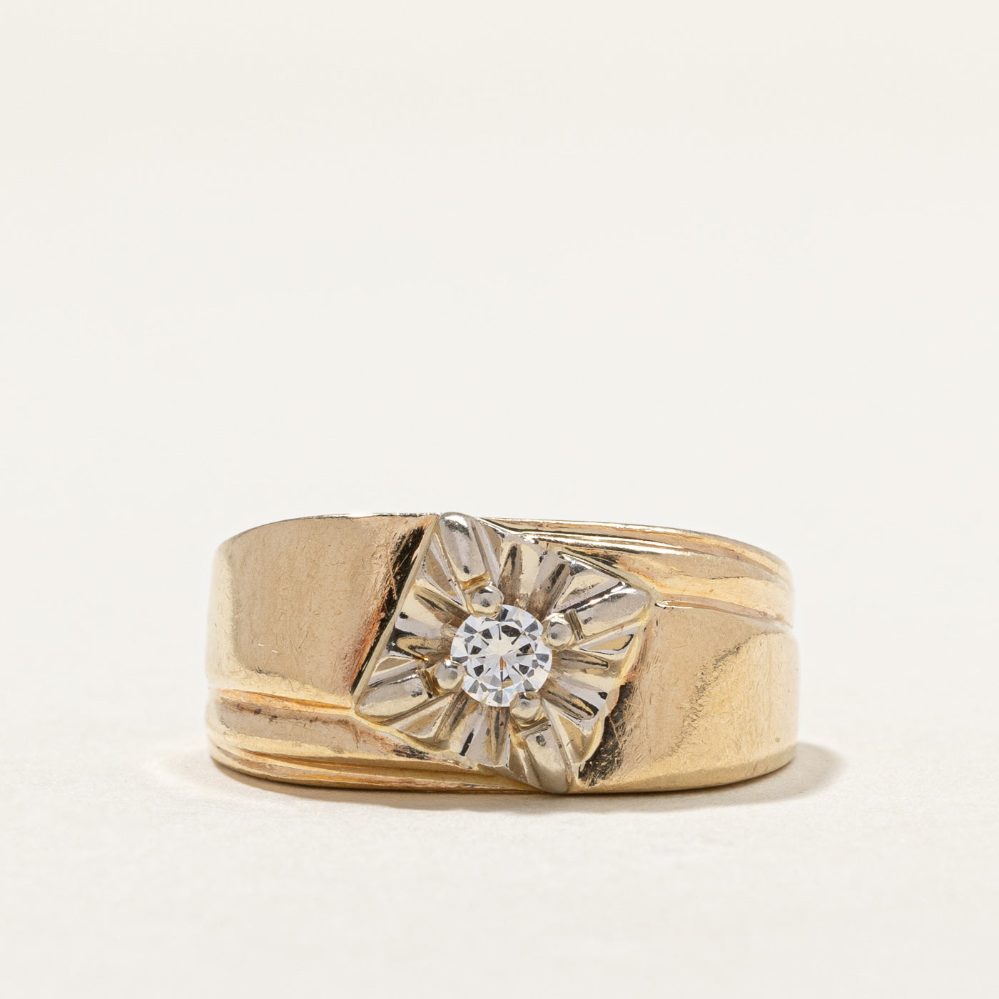 Illusion Set Diamond Ring | 0.15ct | SZ 7.5 |