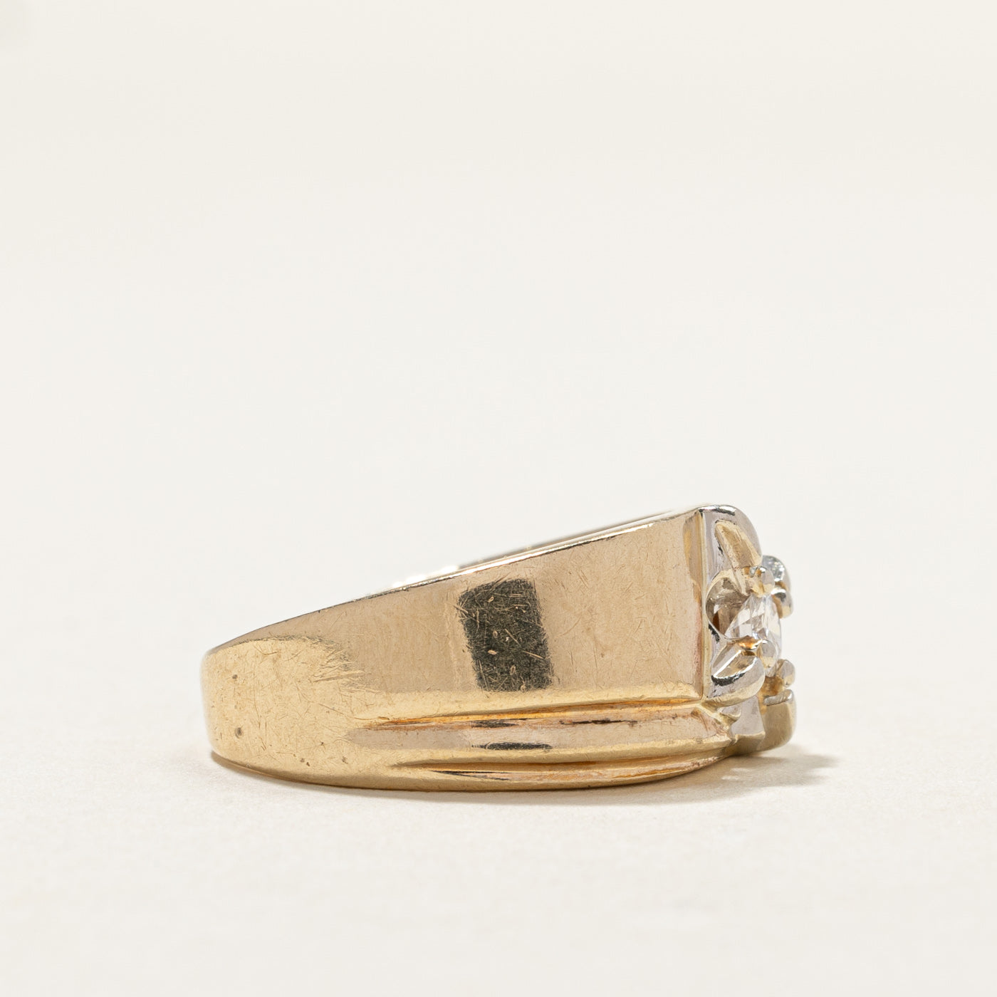 Illusion Set Diamond Ring | 0.15ct | SZ 7.5 |
