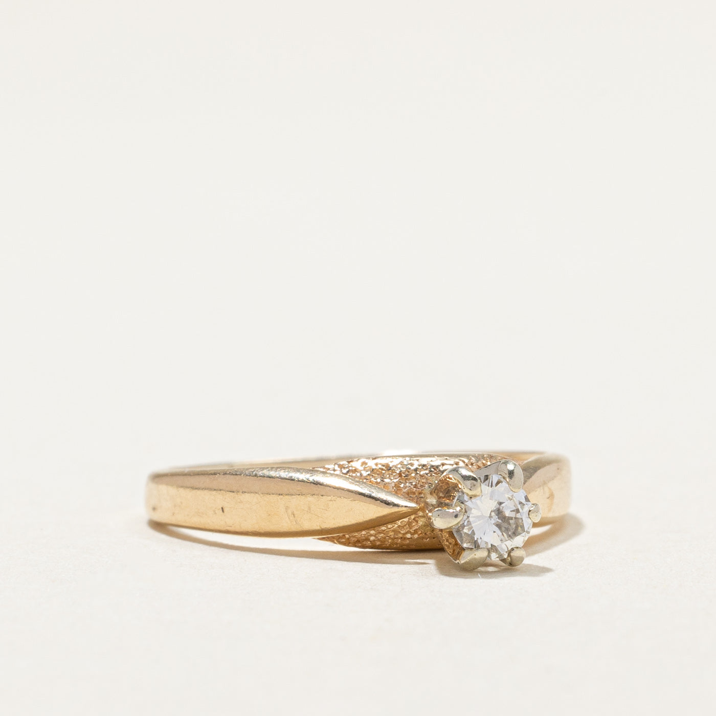 Solitaire Diamond Reverse Tapered Ring | 0.17ct | SZ 6 |