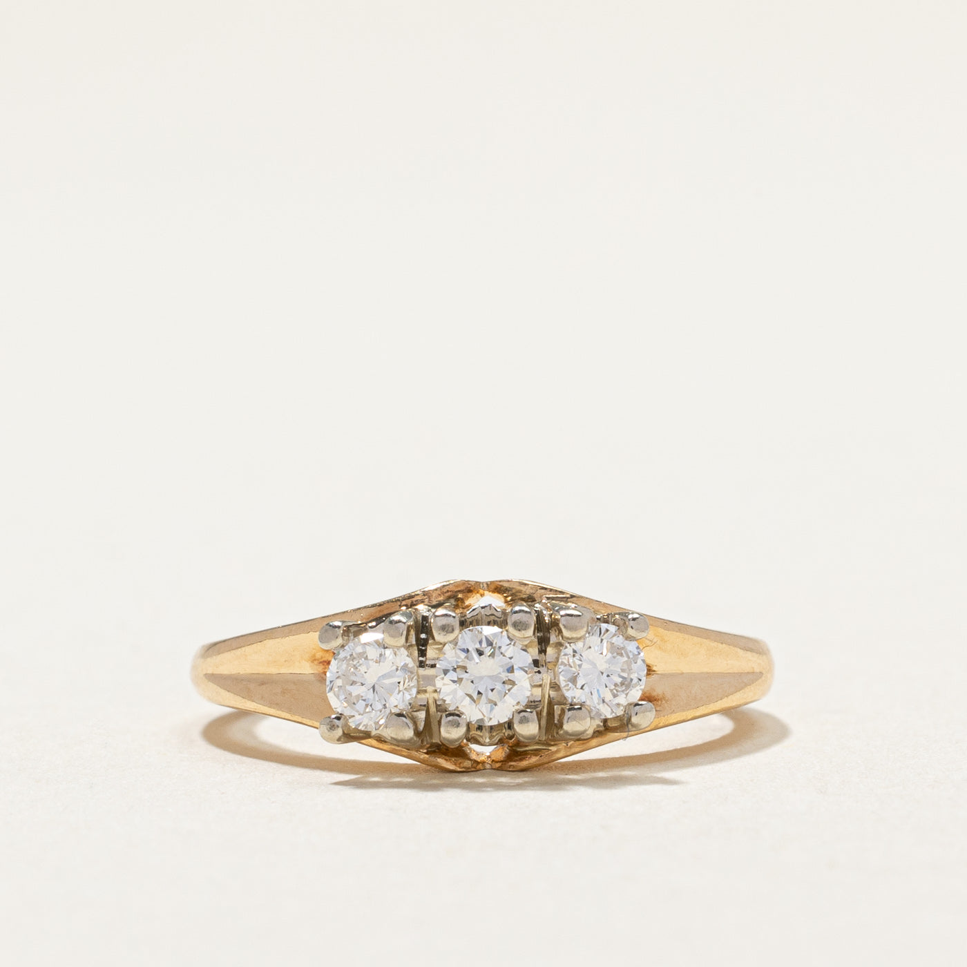 Three Stone Diamond Tapered Ring | 0.30ctw | SZ 5.5 |