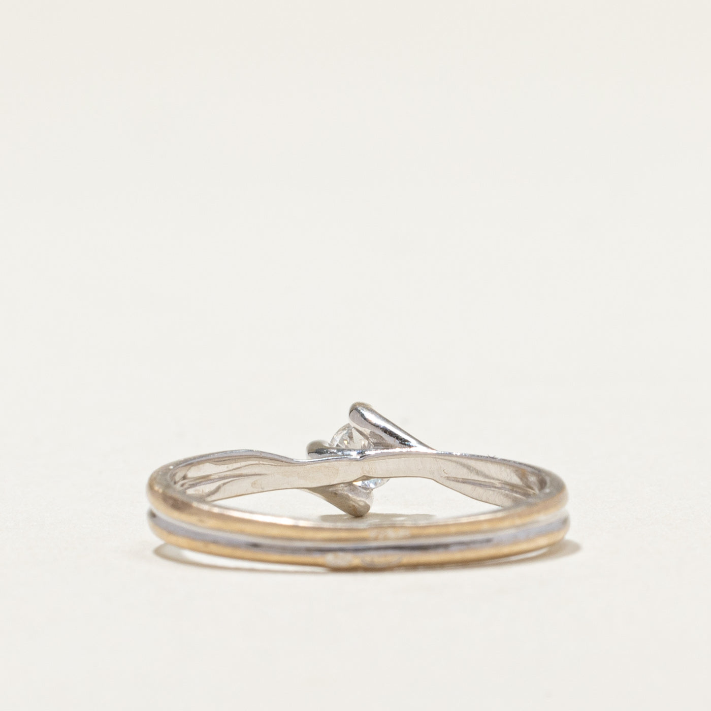 18k White Gold Diamond Bypass Ring | 0.14ct | SZ 6.75 |