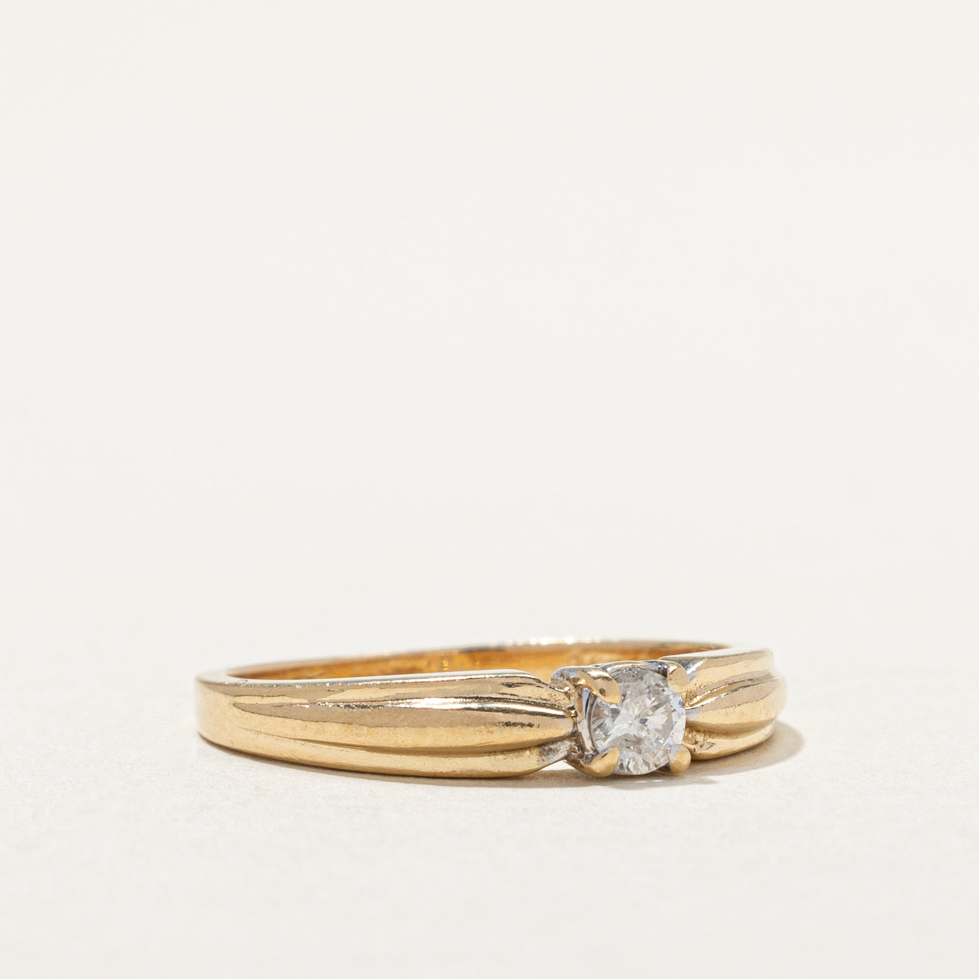 14k Solitaire Diamond Ring | 0.15ct | SZ 6 |