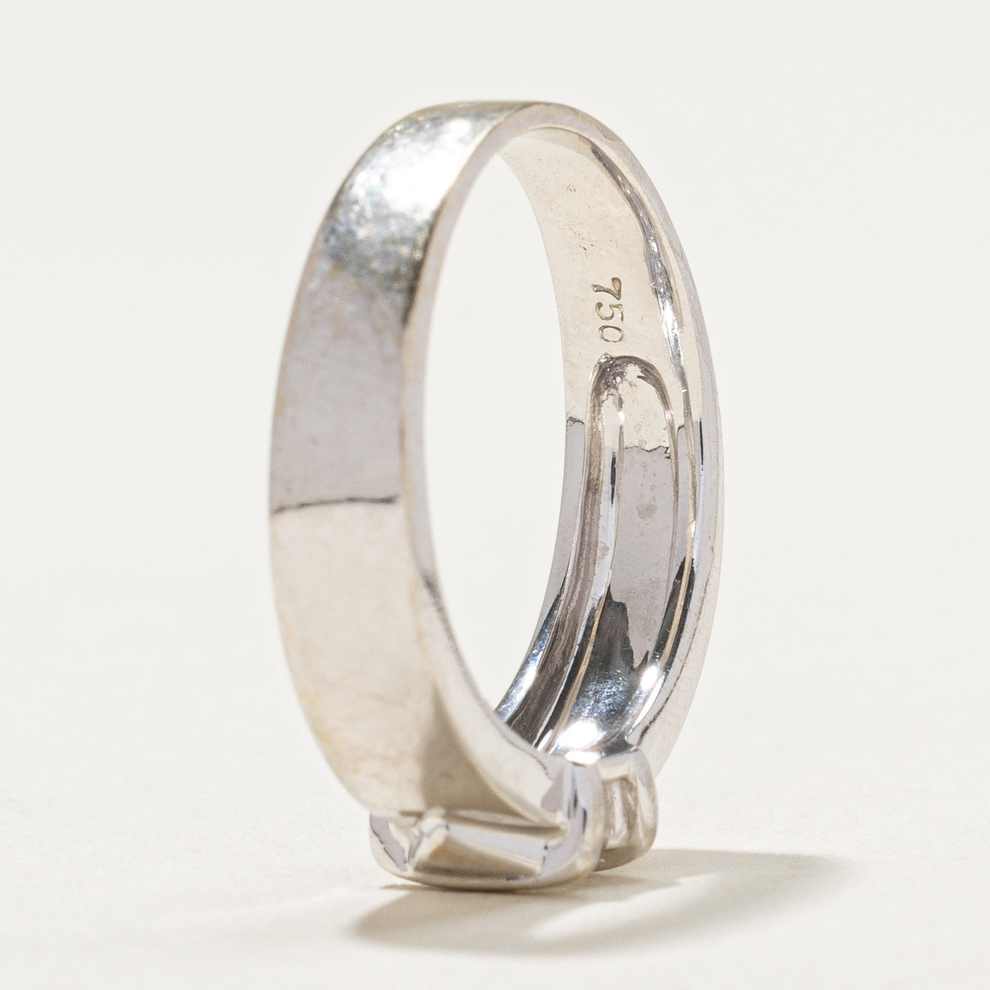 18k White Gold Tension Set Diamond Ring | 0.13ct | SZ 6.25 |