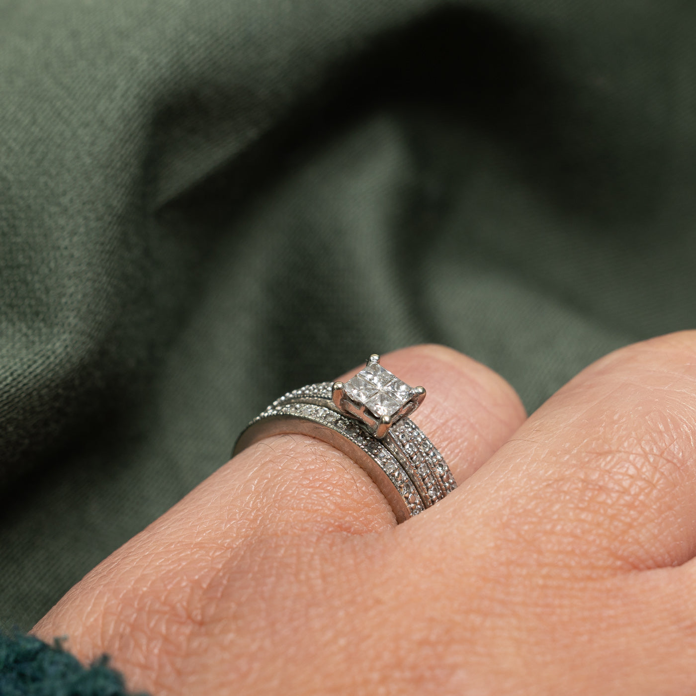 Illusion Set Diamond Wedding Ring Set | 0.44ct, 0.21ctw | SZ 4.5 |