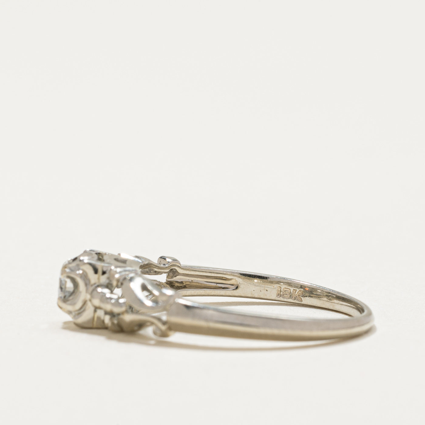 Bague de fiançailles vintage européenne en diamant | 0,15 ct | Taille 6,5