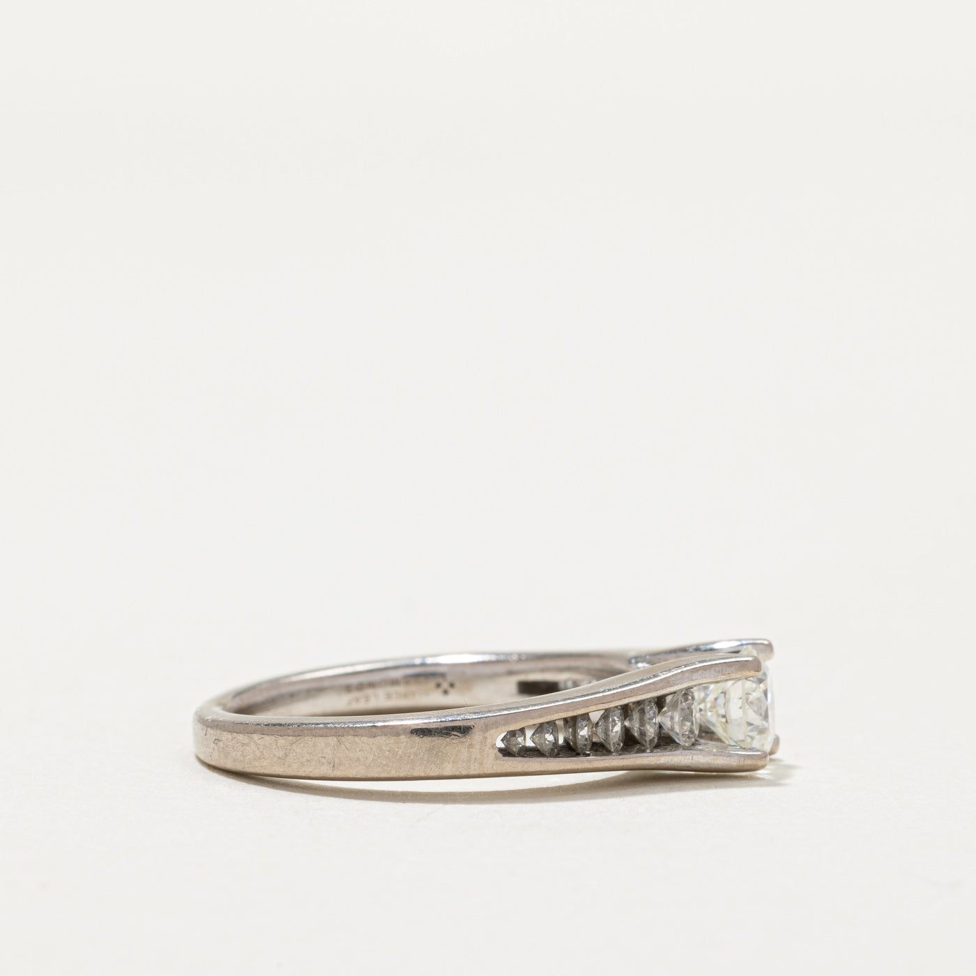 Diamond Tapered Engagement Ring | 0.98ctw | SZ 5.75
