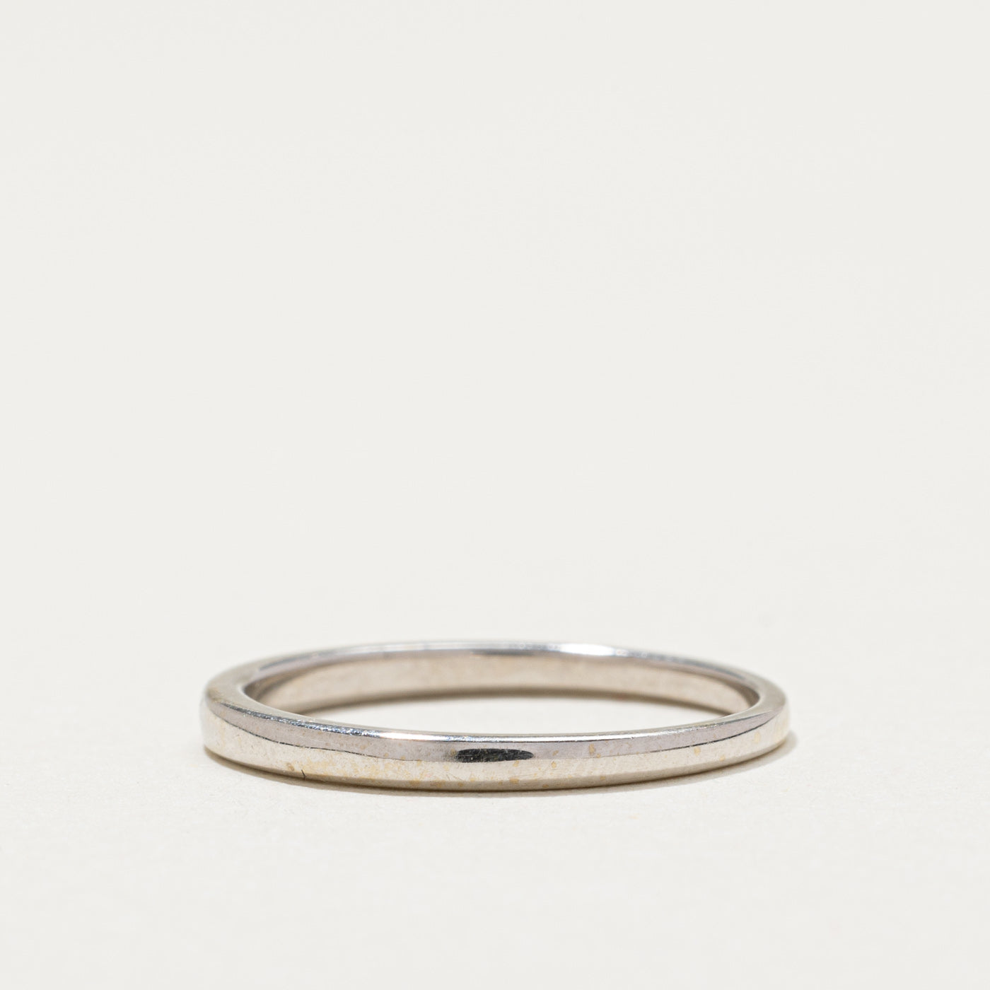 18 White Gold Wedding Band | 2.00mm | SZ 6