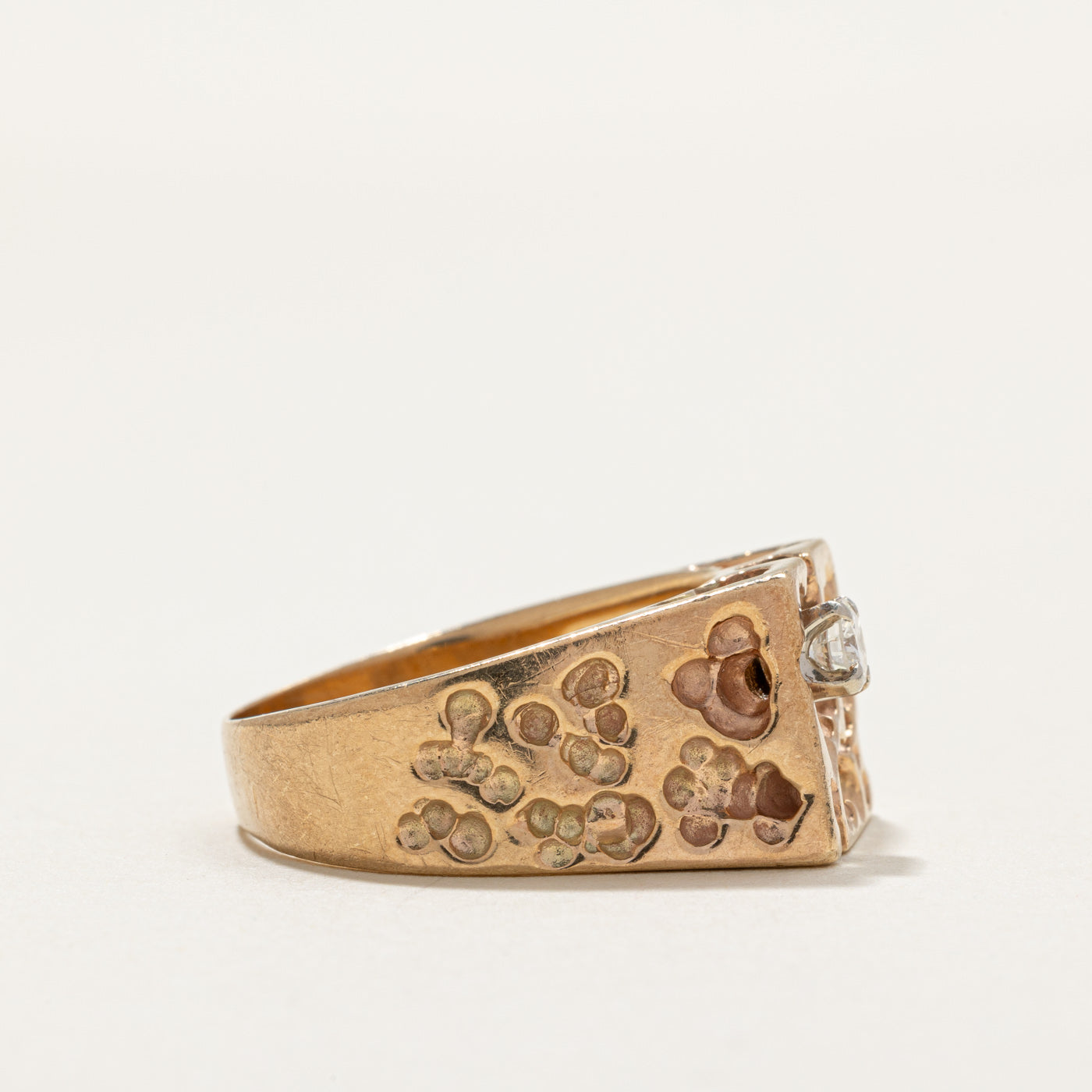 Single Stone Diamond Textured Statement Ring | 0.19ct | SZ 9.5