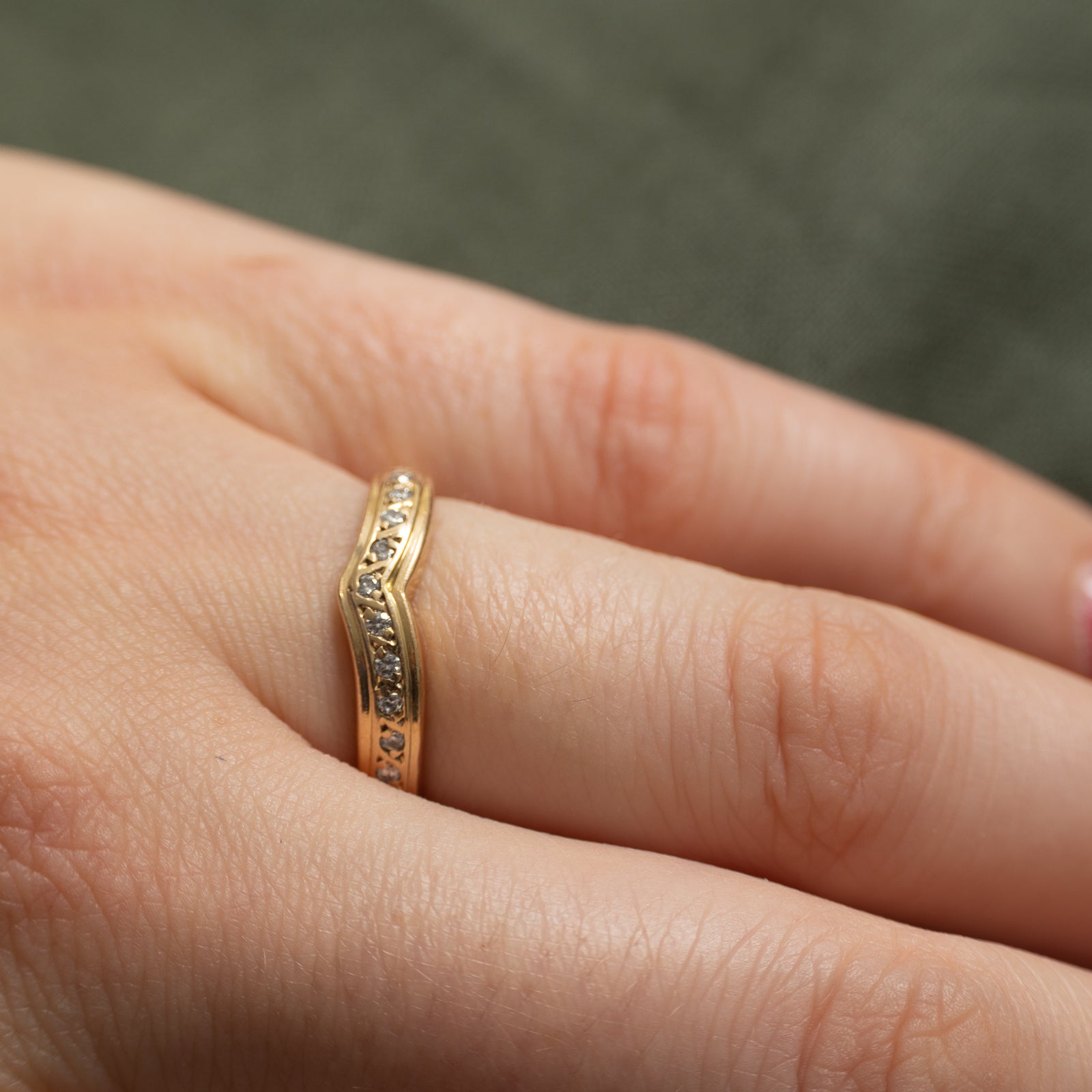 Semi Eternity Diamond Chevron Ring | 0.13ctw | SZ 6.5