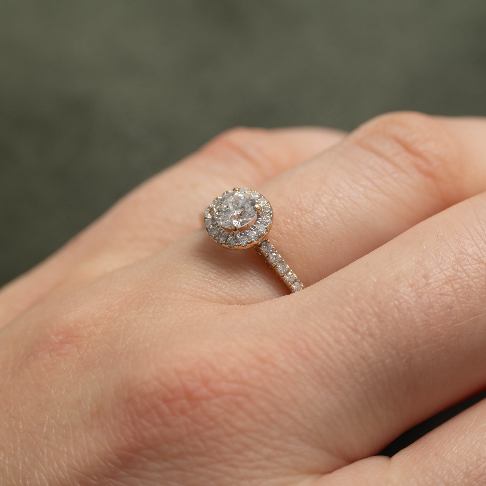 Diamond Halo Engagement Ring | 0.81ctw | SZ 6