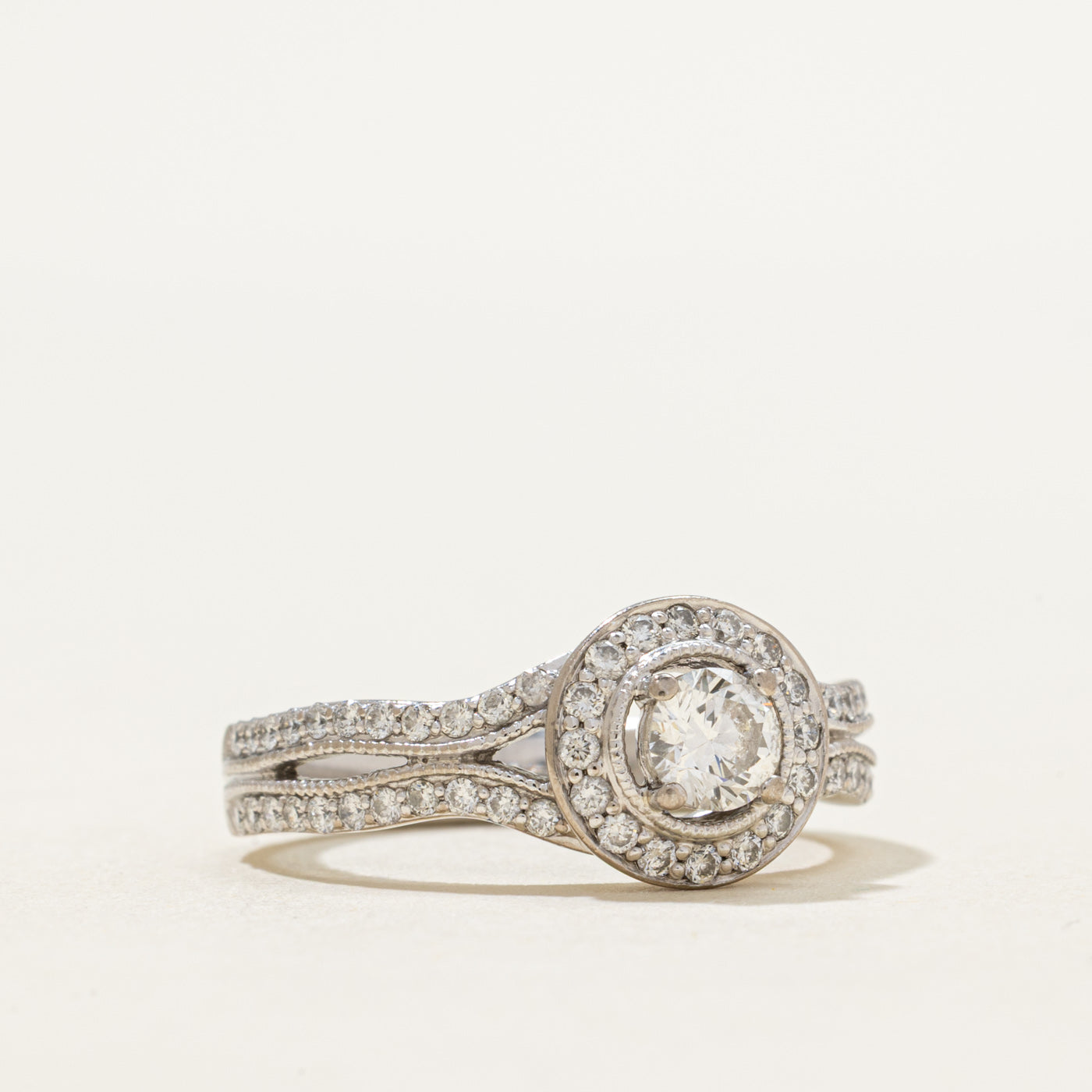 Diamond Halo Engagement Ring | 0.90ctw | SZ 6.5