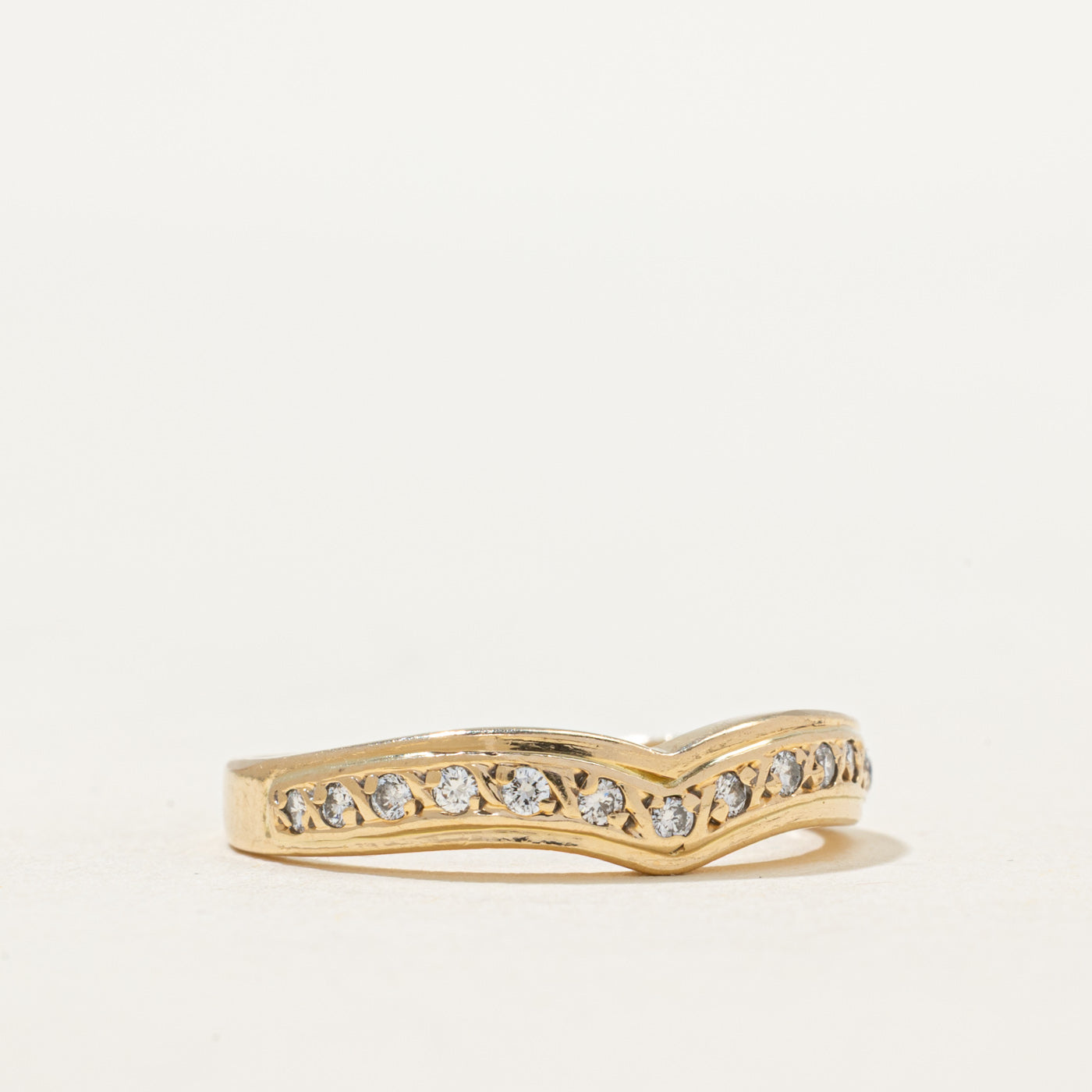 Semi Eternity Diamond Chevron Ring | 0.13ctw | SZ 6.5