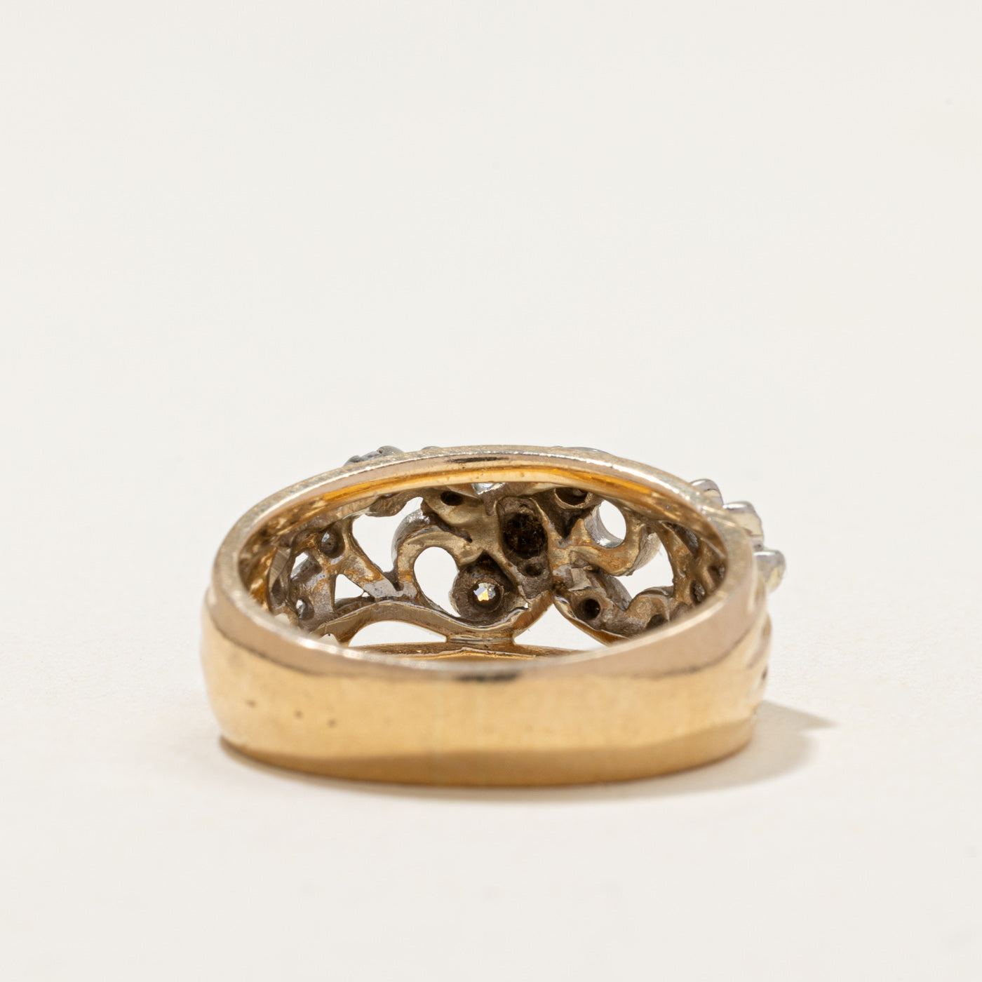 Diamond Openwork Vine Design Ring | 0.17ctw | SZ 7