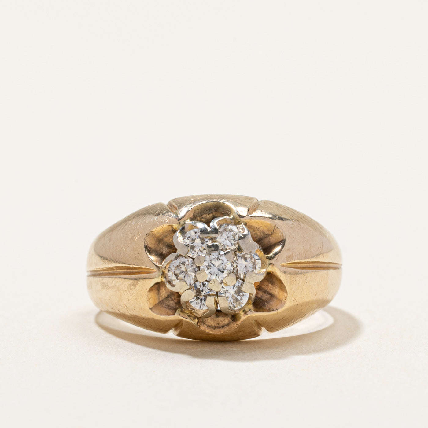 Belcher Set Diamond Daisy Ring | 0.43ctw | SZ 6.5