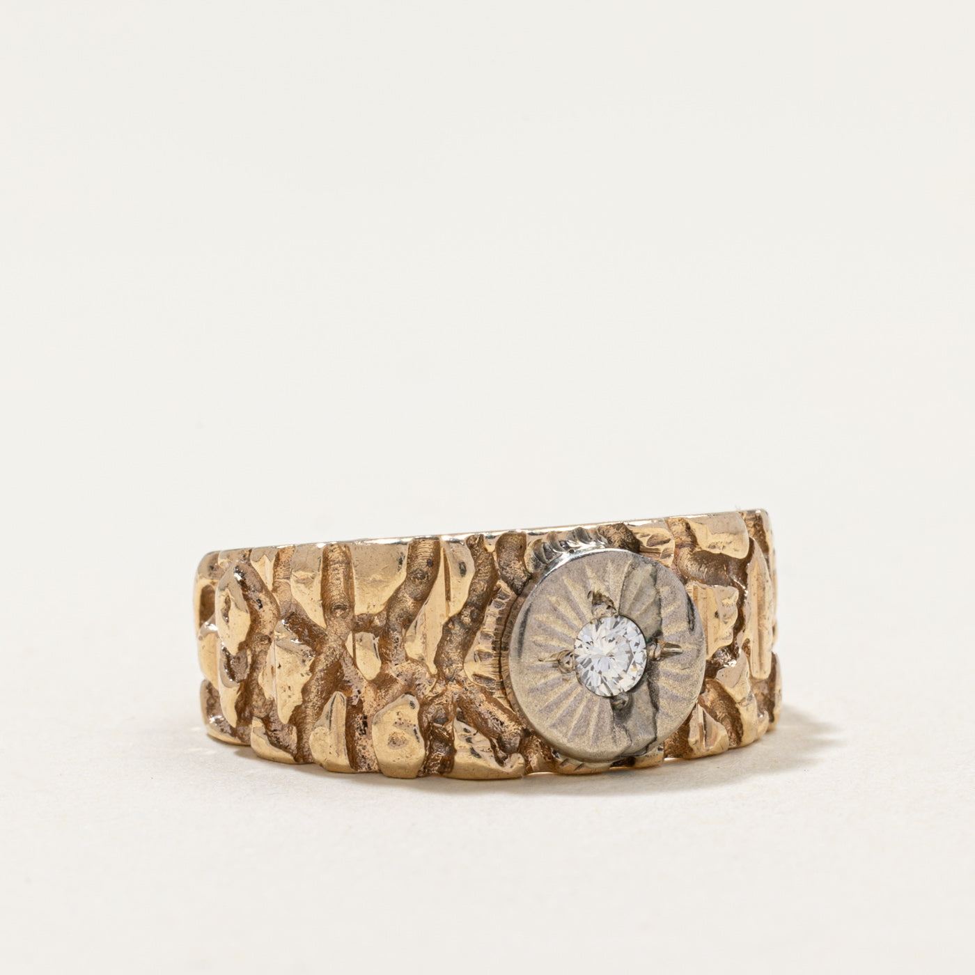 Illusion Set Diamond Textured Ring | 0.11ct | SZ 7.5