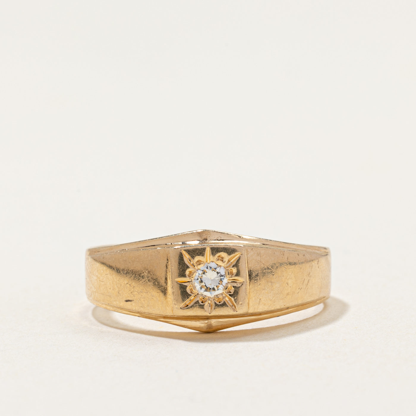Star Set Solitaire Diamond Ring | 0.10ct | SZ 8
