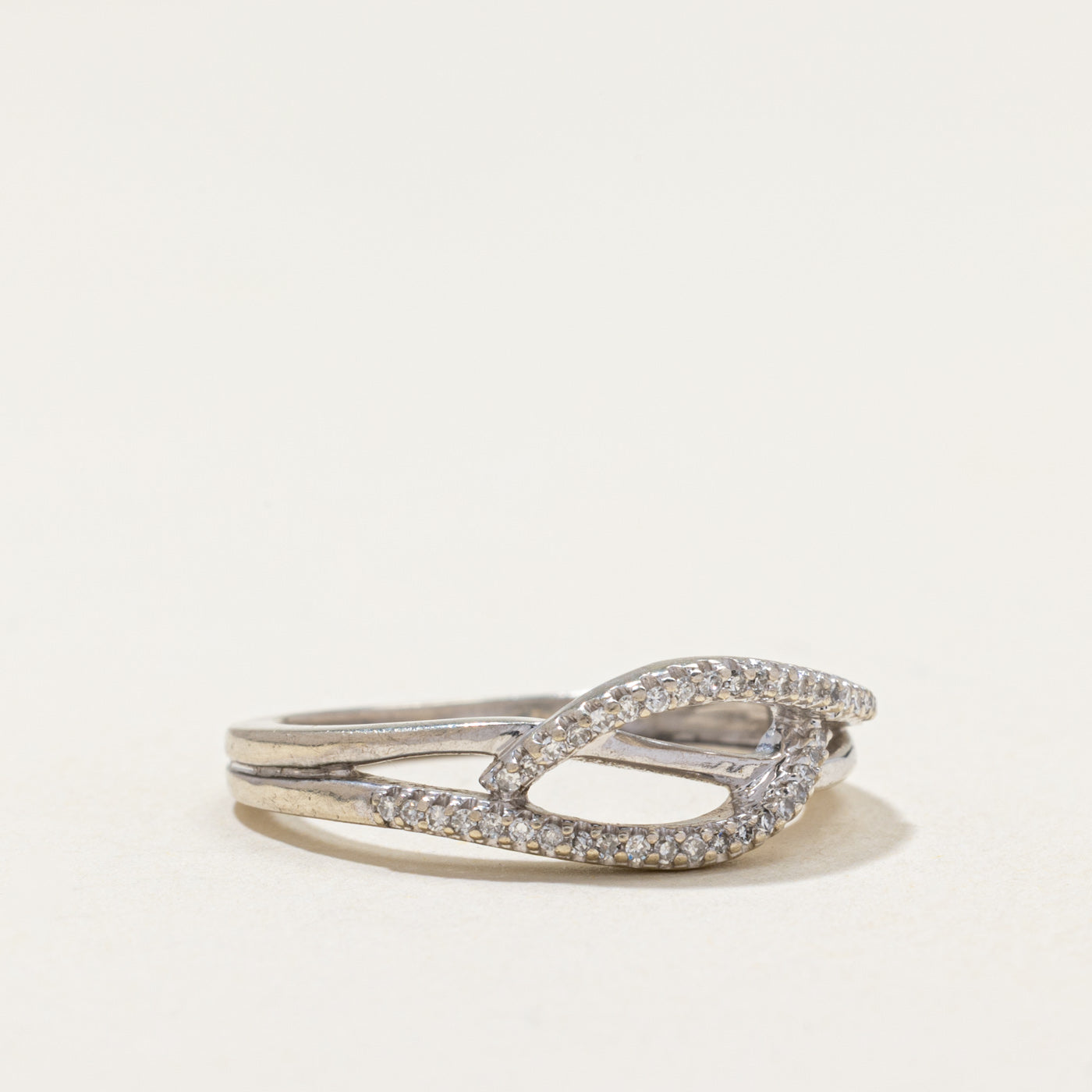 Diamond Cross Over Ring | 0.12ctw | SZ 7