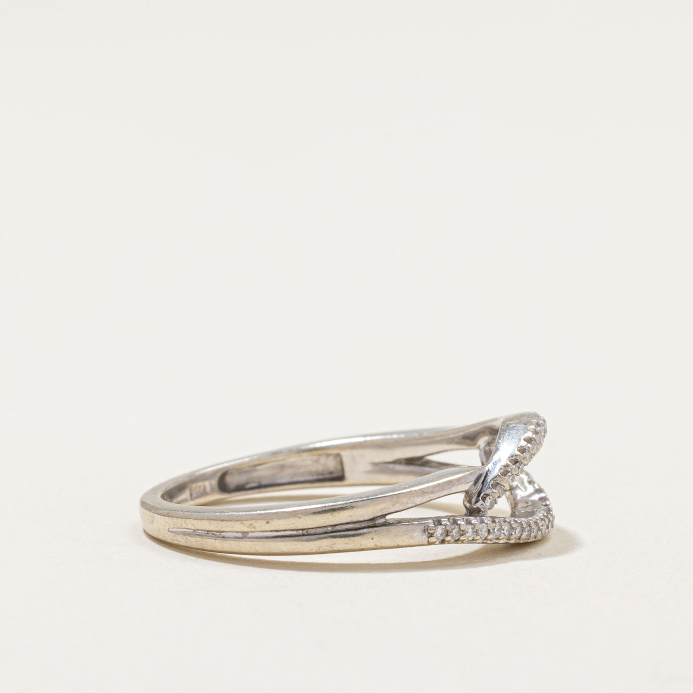 Diamond Cross Over Ring | 0.12ctw | SZ 7