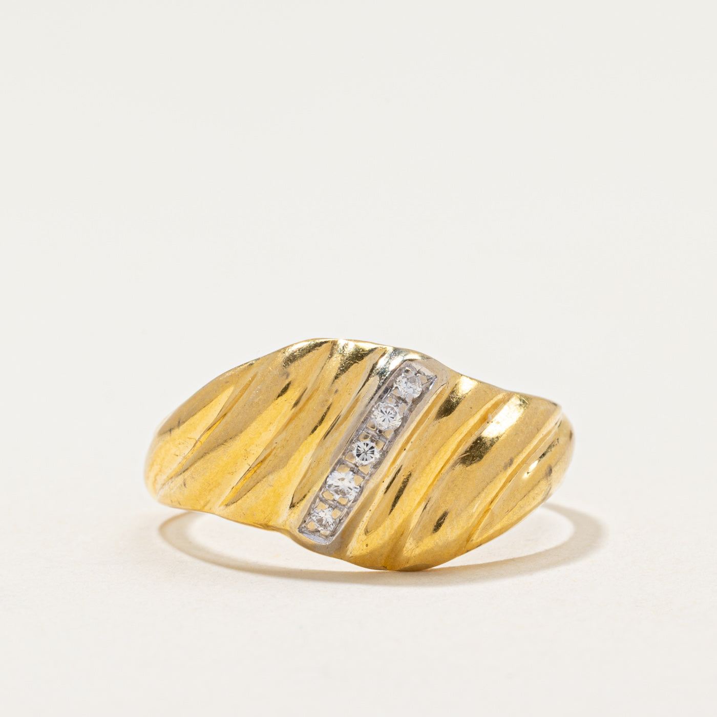 Diamond Croissant Dome Ring | 0.08ctw | SZ 10