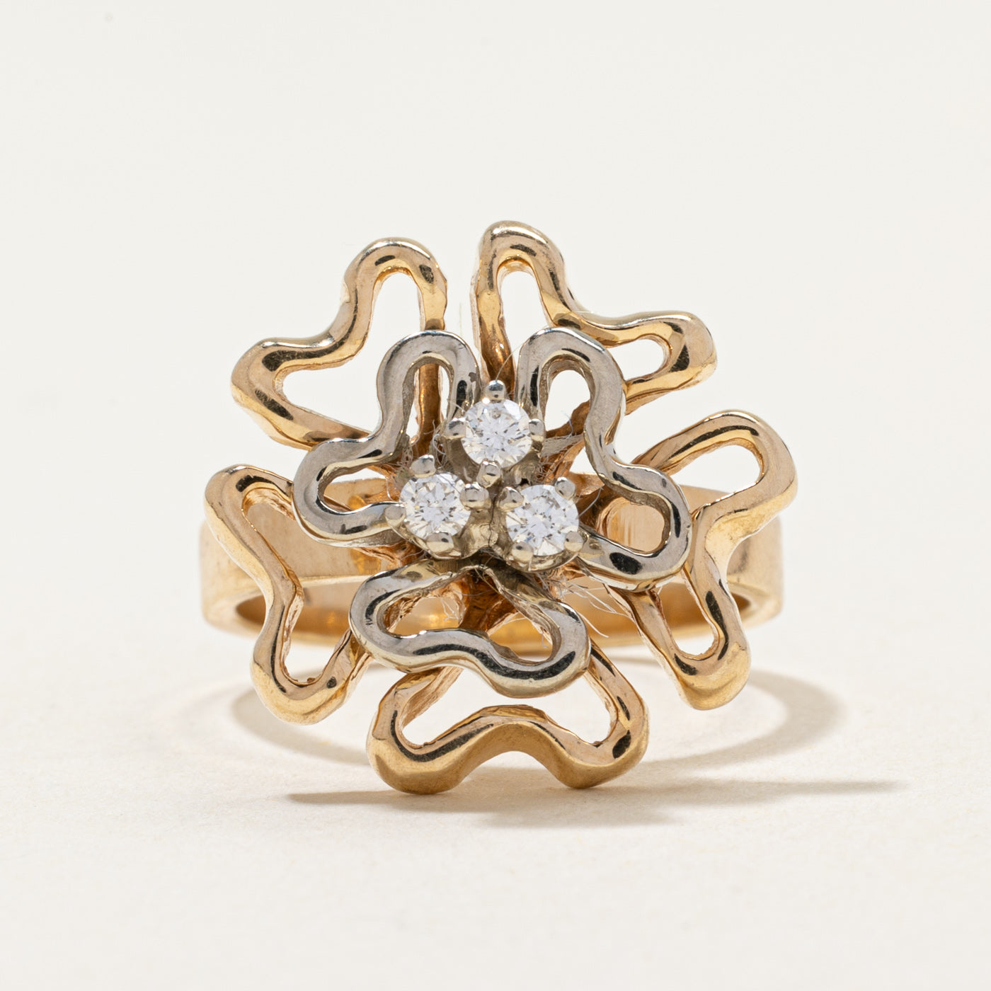Three Stone Diamond Wavy Cocktail Ring | 0.18ctw | SZ 6.25
