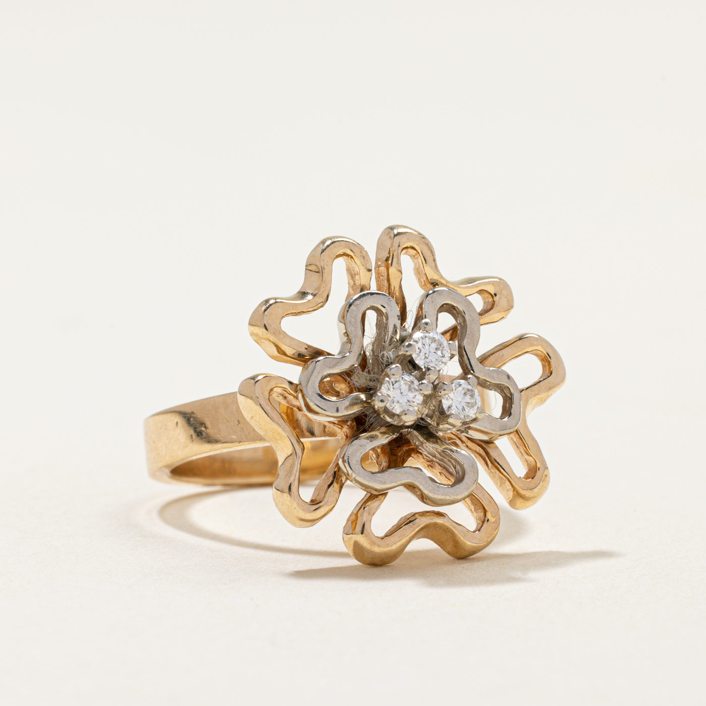 Three Stone Diamond Wavy Cocktail Ring | 0.18ctw | SZ 6.25