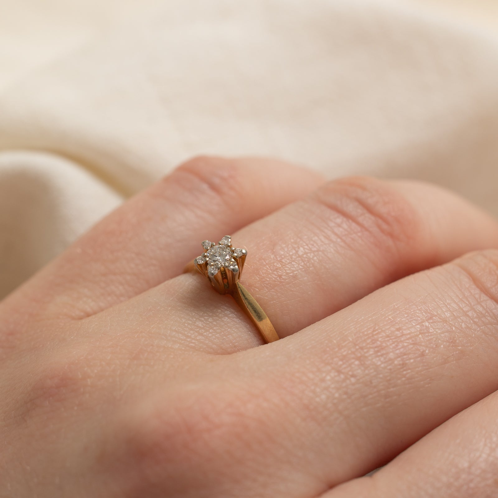High Set Diamond Petal Ring | 0.17ctw | SZ 4.25
