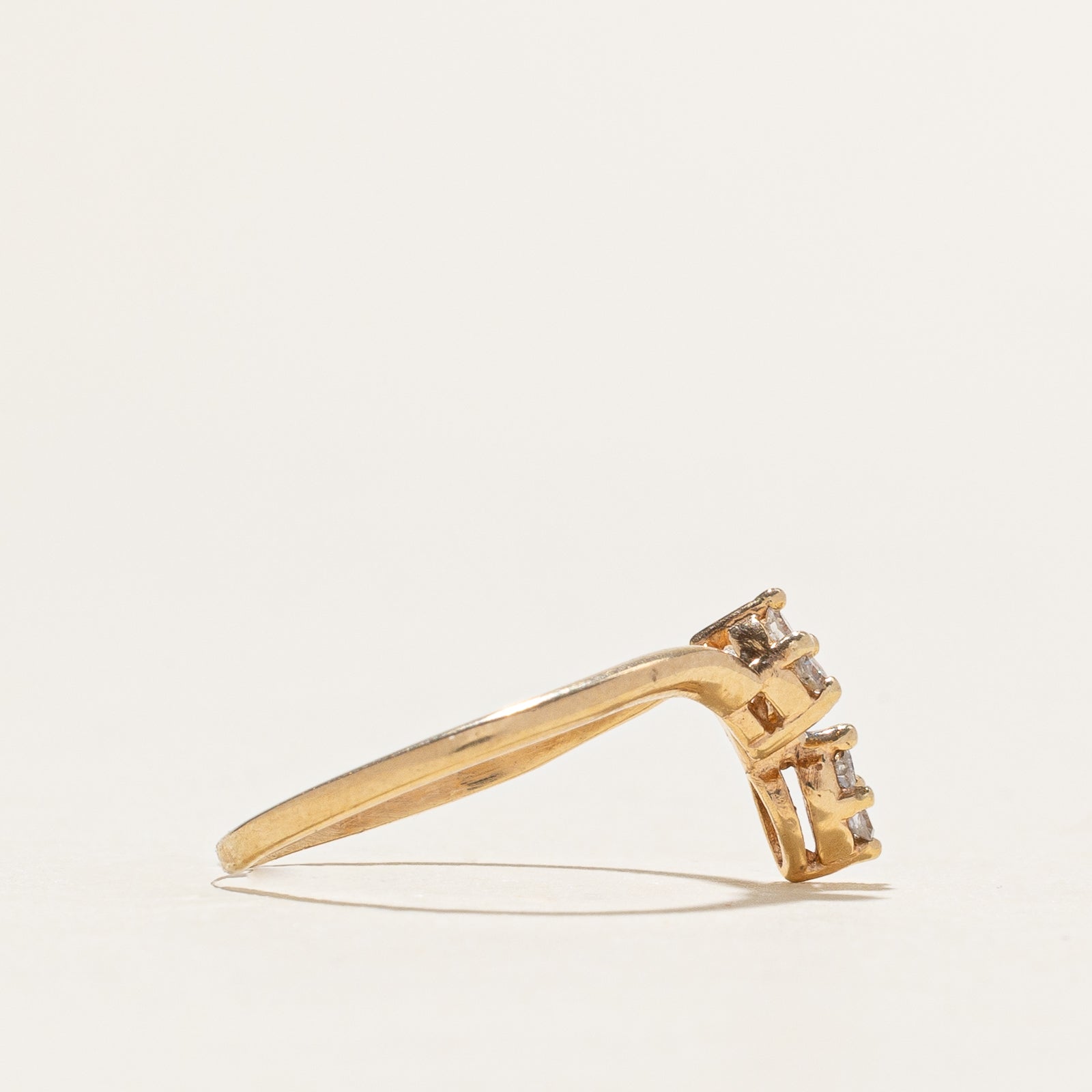 Diamond Chevron Ring | 0.06ctw | SZ 4.25