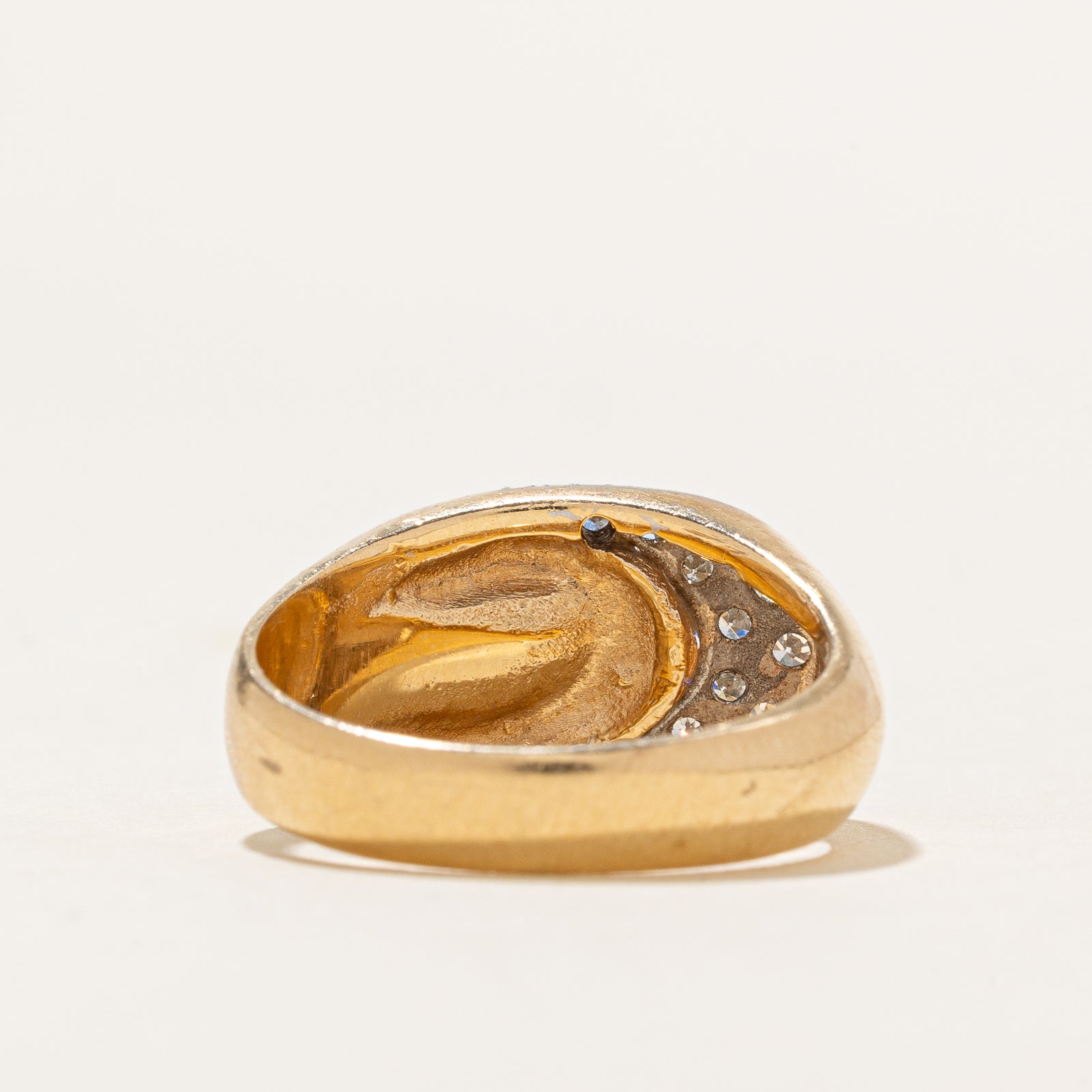 Diamond Crescent Moon Ring | 0.20ctw | SZ 7.5