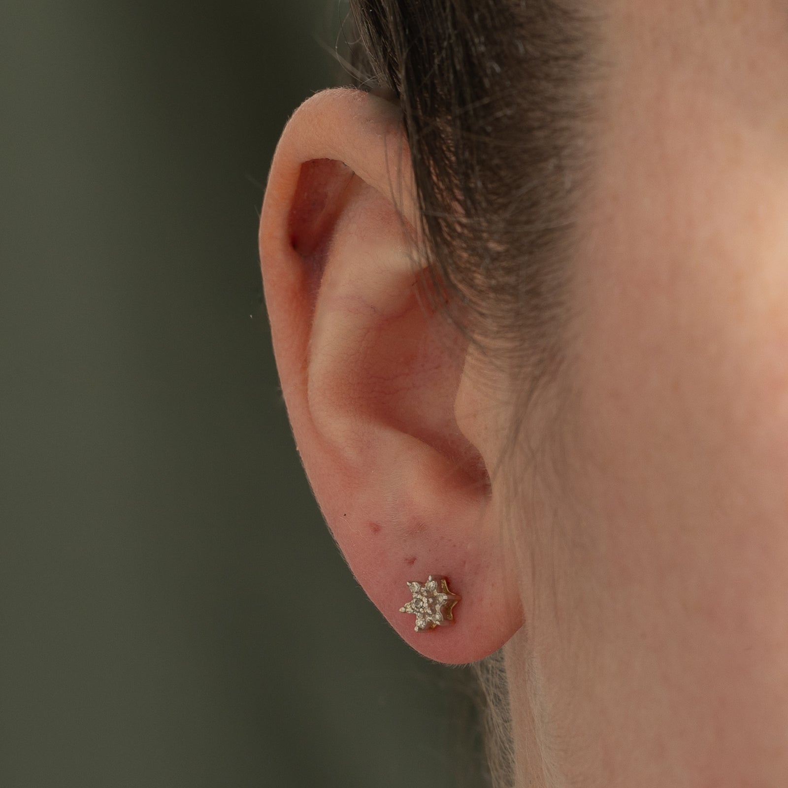 14K Diamond Petal Stud Earrings | 0.10ctw