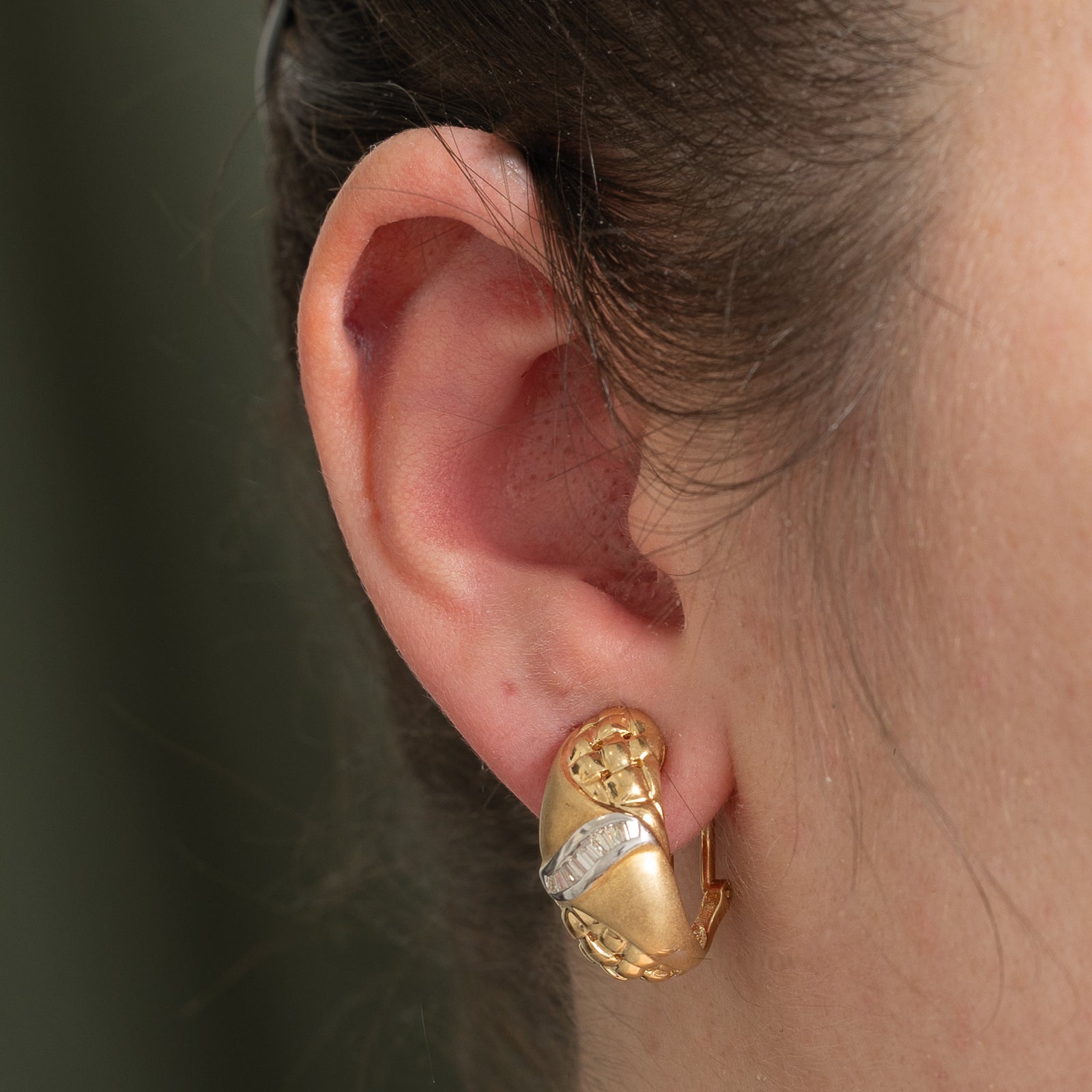 14K Diamond Textured Stud Earrings | 0.18ctw