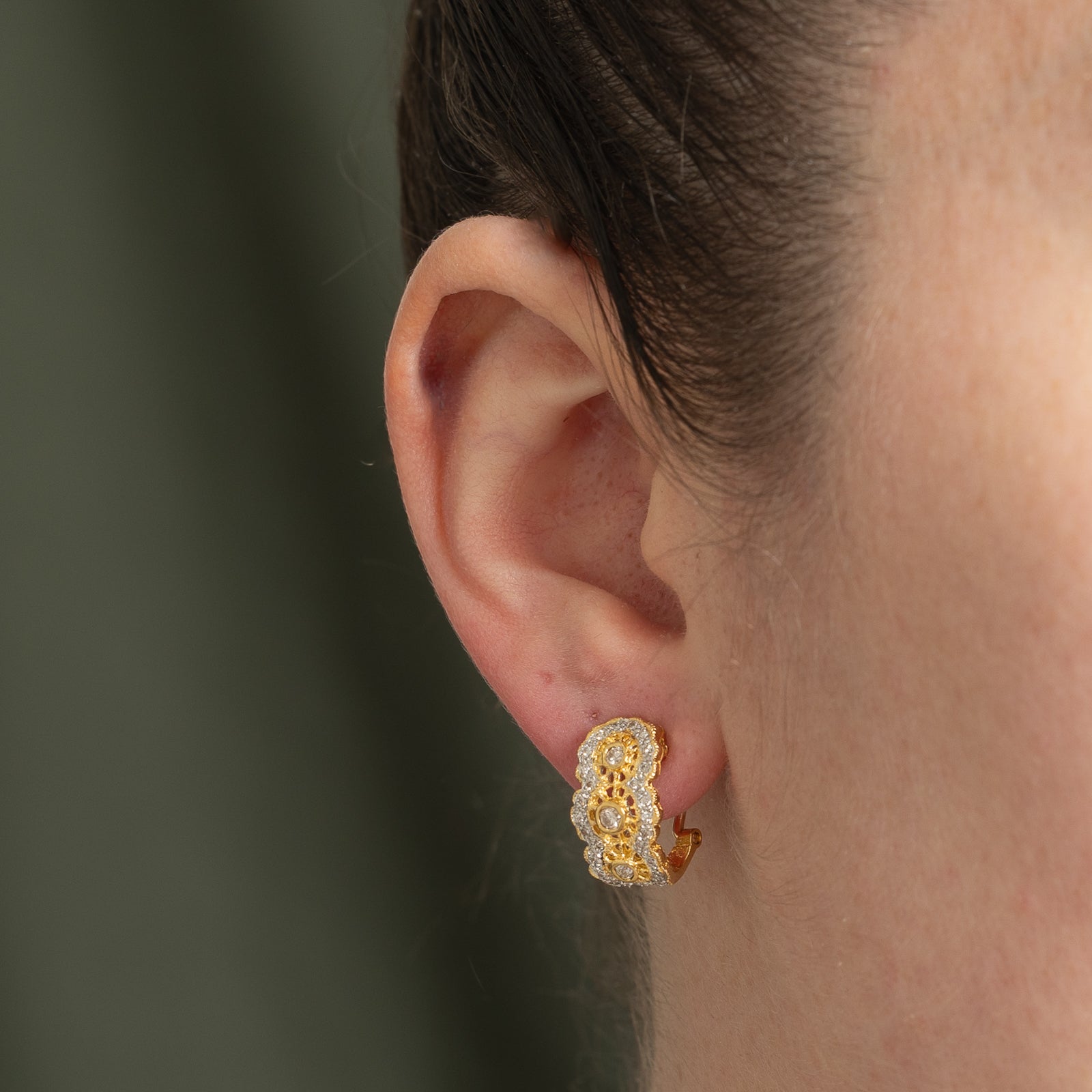 18K Diamond Floral Design Earrings | 0.18ctw