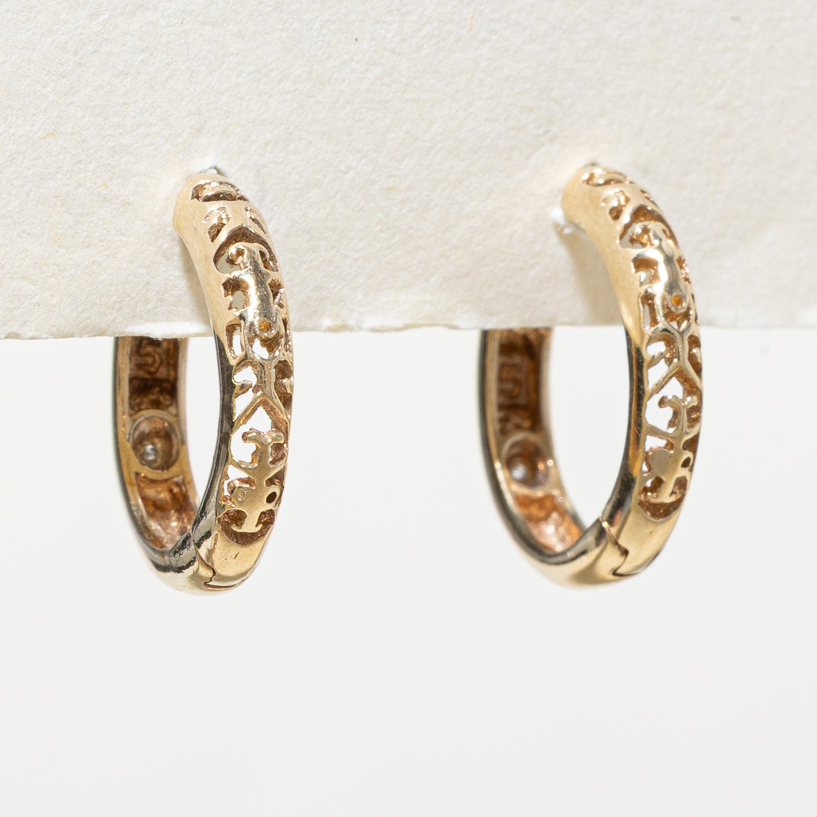 10K Single Diamond Hoop Earrings | 0.04ctw