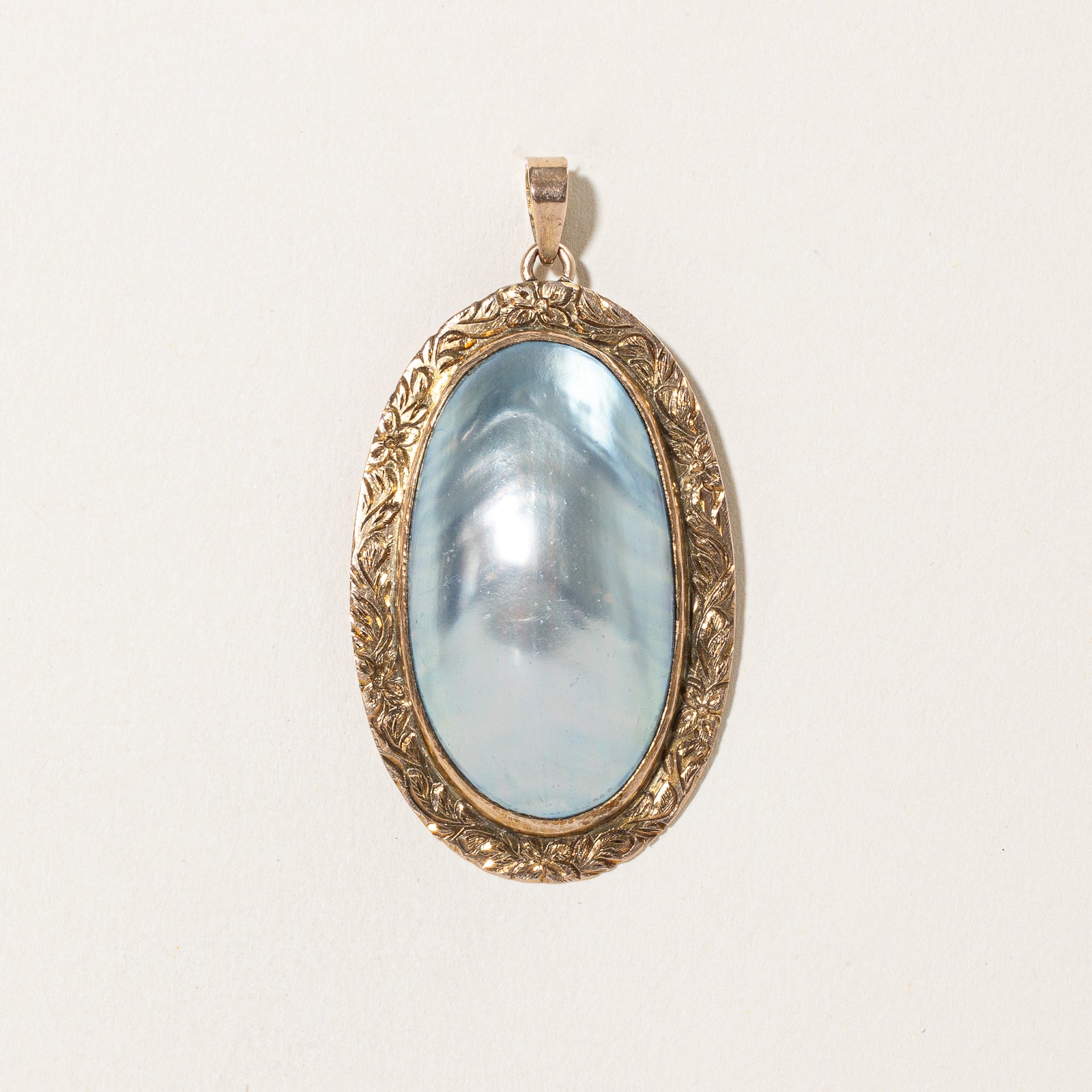 Grey Oval Mabé Pearl Pendant