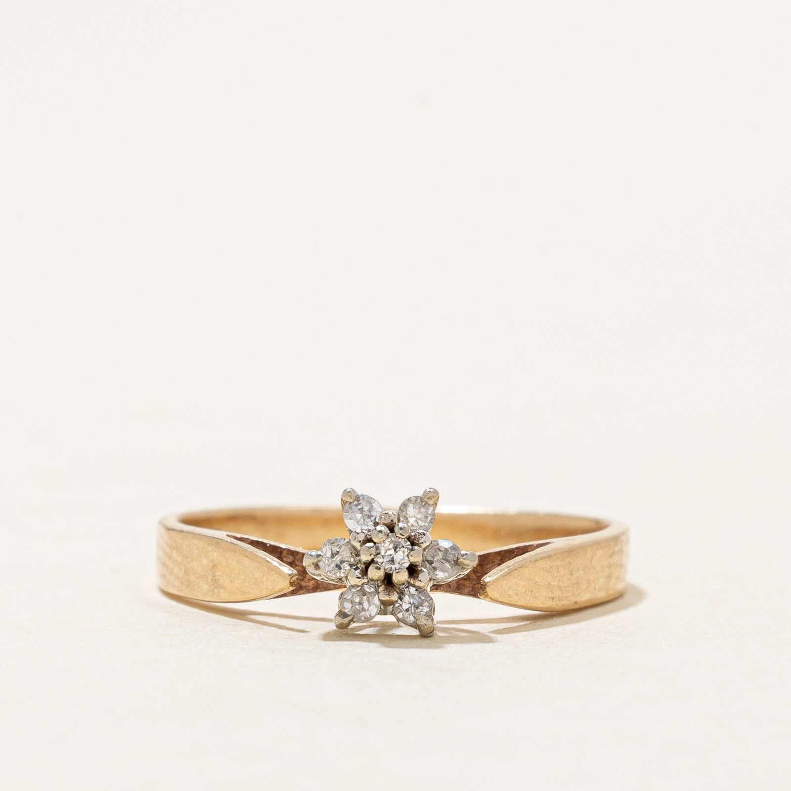 Diamond Cluster Petal Ring | 0.07ctw | SZ 3.75
