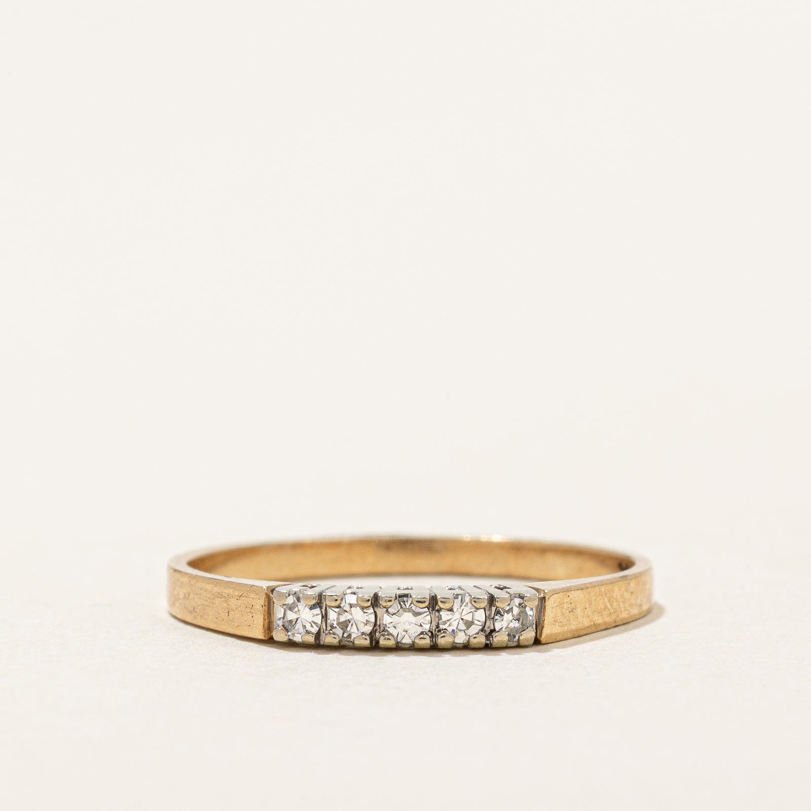 Bague cinq diamants | 0,10 ct au total | Taille 6,75