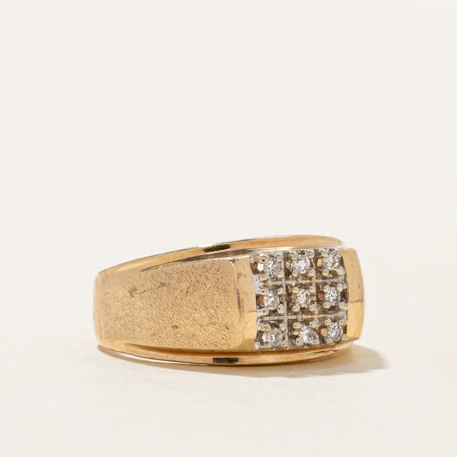 Diamond Grid Signet Ring | 0.09ctw | SZ 5.5