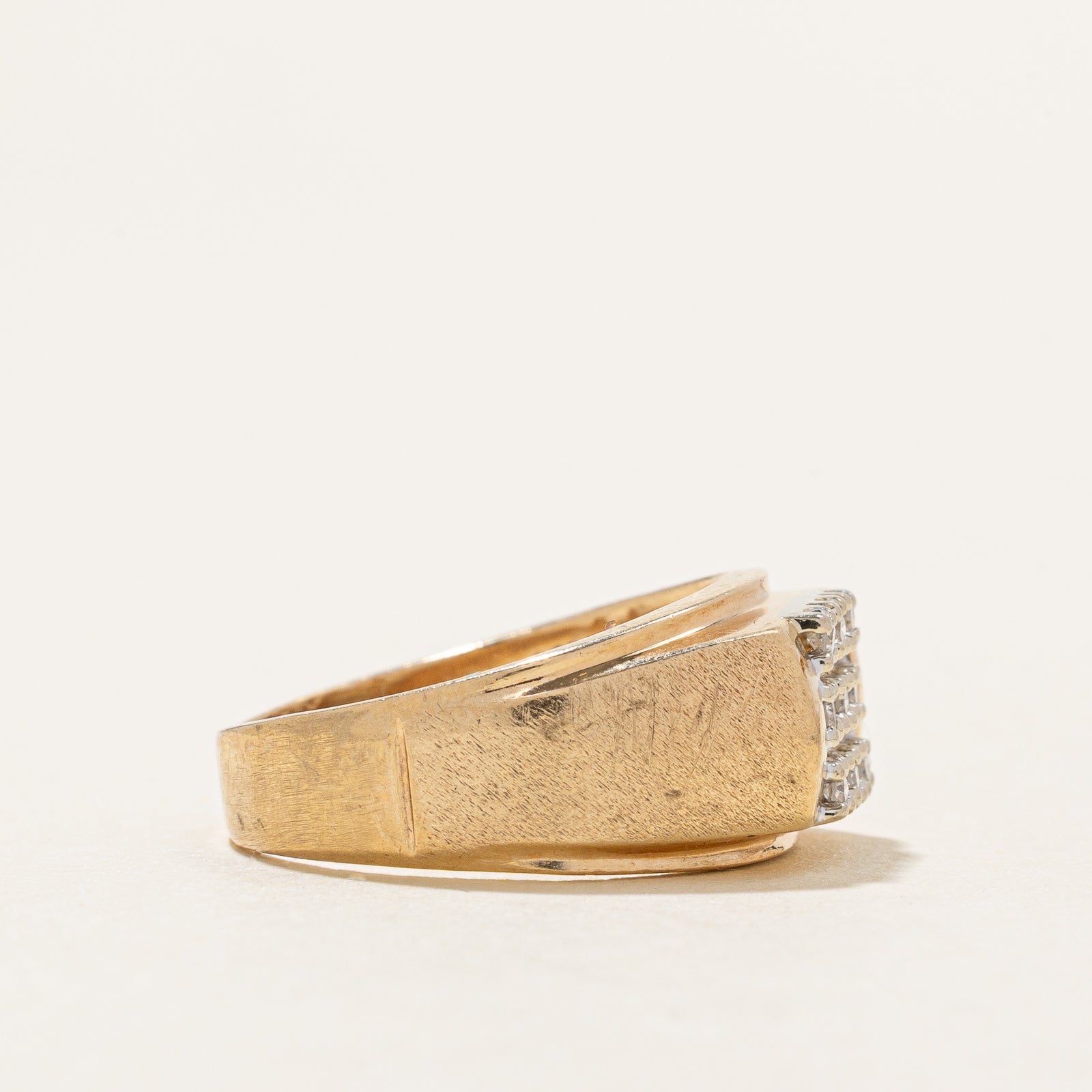 Diamond Grid Signet Ring | 0.09ctw | SZ 5.5