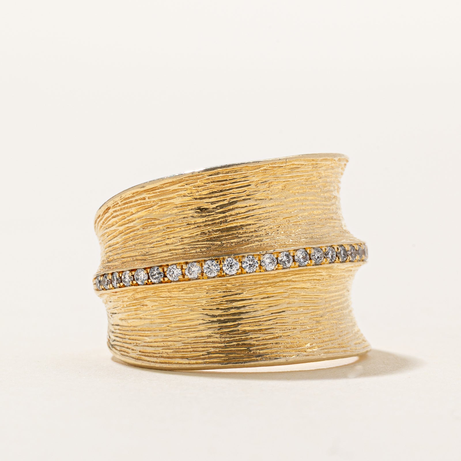 'Effy' D'Oro 14K Yellow Textured Gold Diamond Ring | 0.20ctw | SZ 6