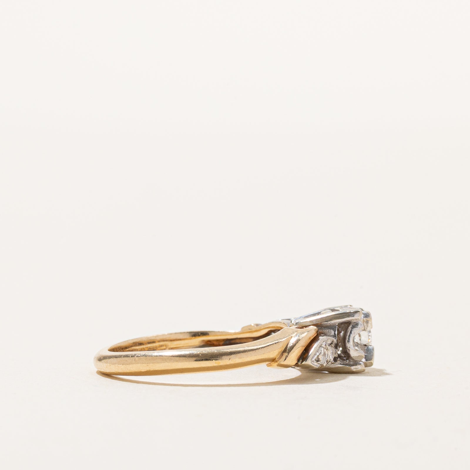 14K Two Tone Gold Illusion Set Diamond Ring | 0.11ctw | SZ 5