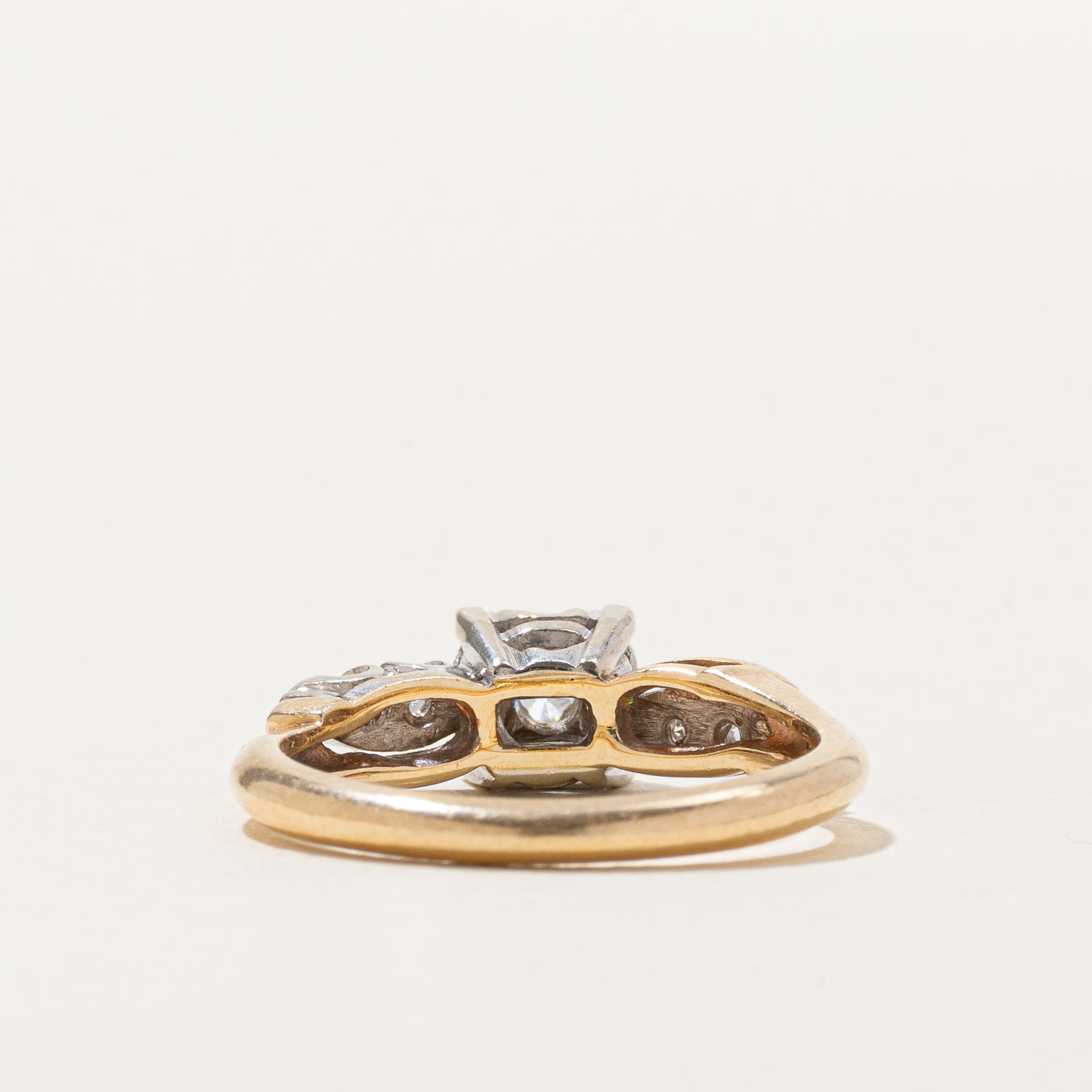 14K Two Tone Gold Illusion Set Diamond Ring | 0.11ctw | SZ 5
