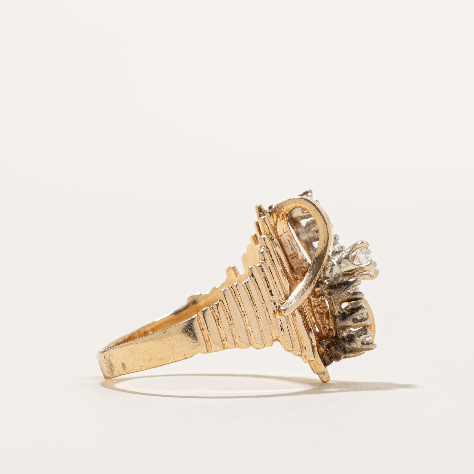10K Diamond Grooved Cocktail Ring | 0.31ctw | SZ 10