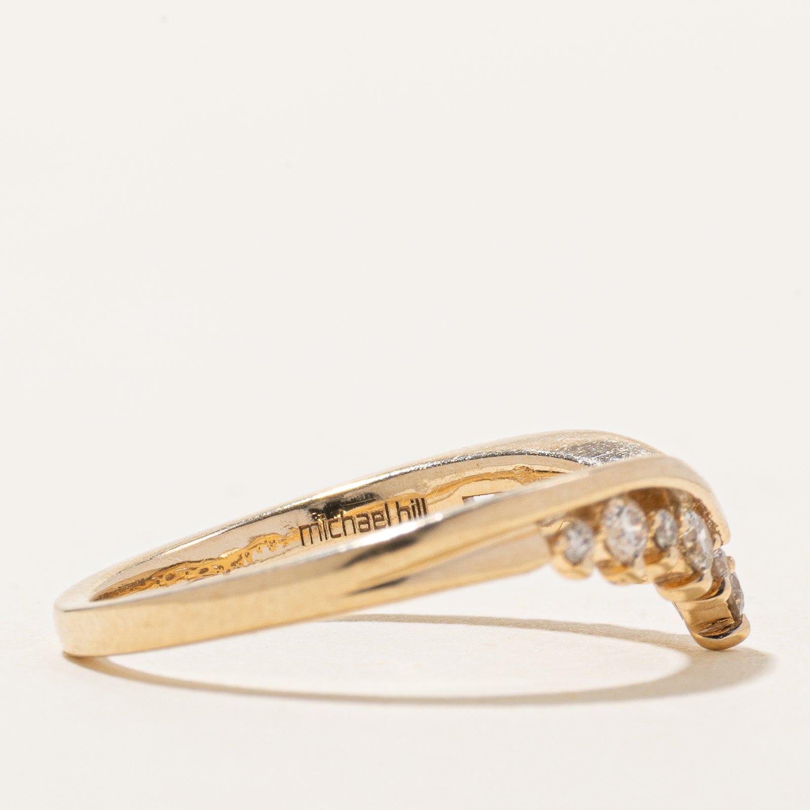 10K Semi Eternity Diamond Chevron Ring | 0.25ctw | SZ 5.75