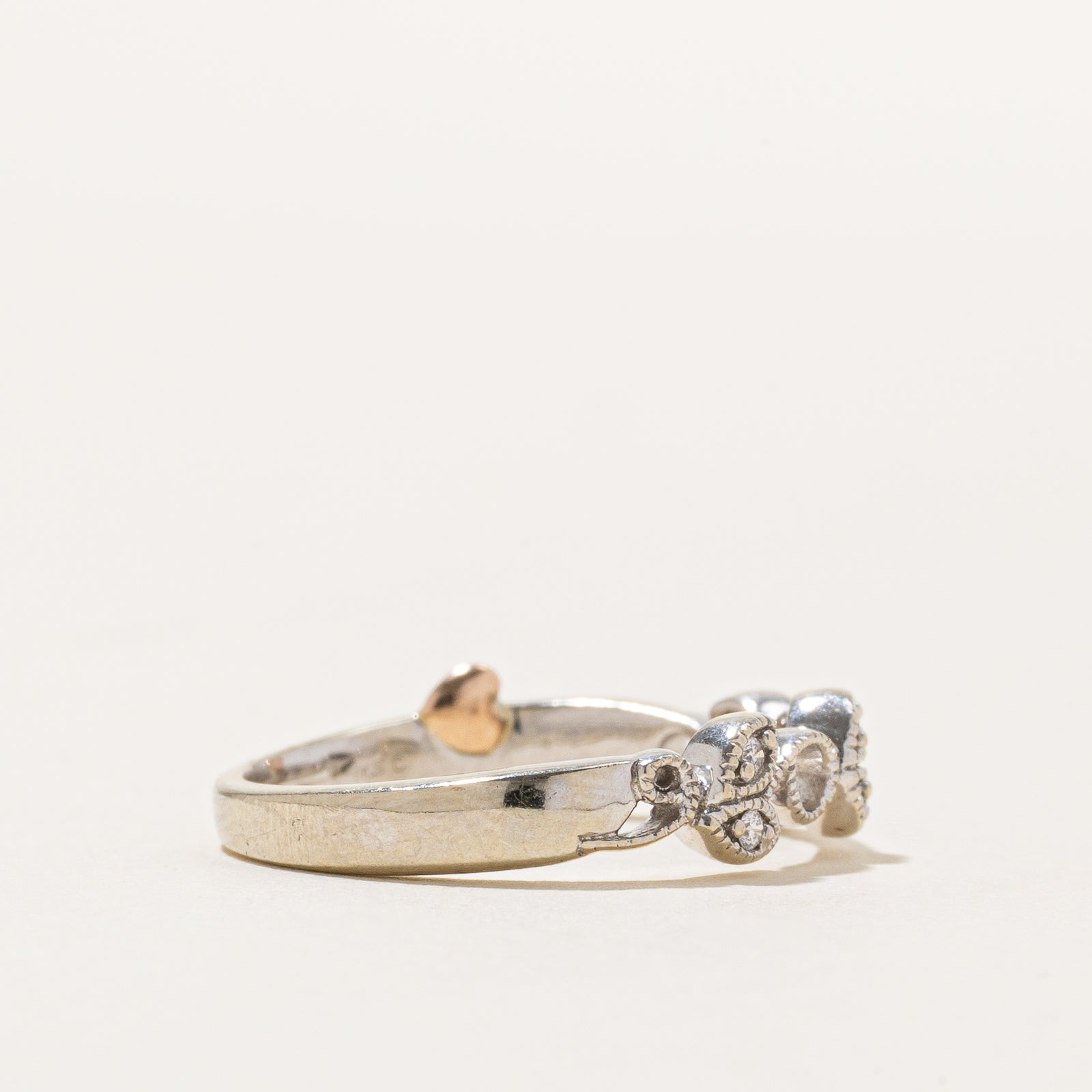 10K Diamond Milgrained Vine Band | 0.04ctw | SZ 6.5