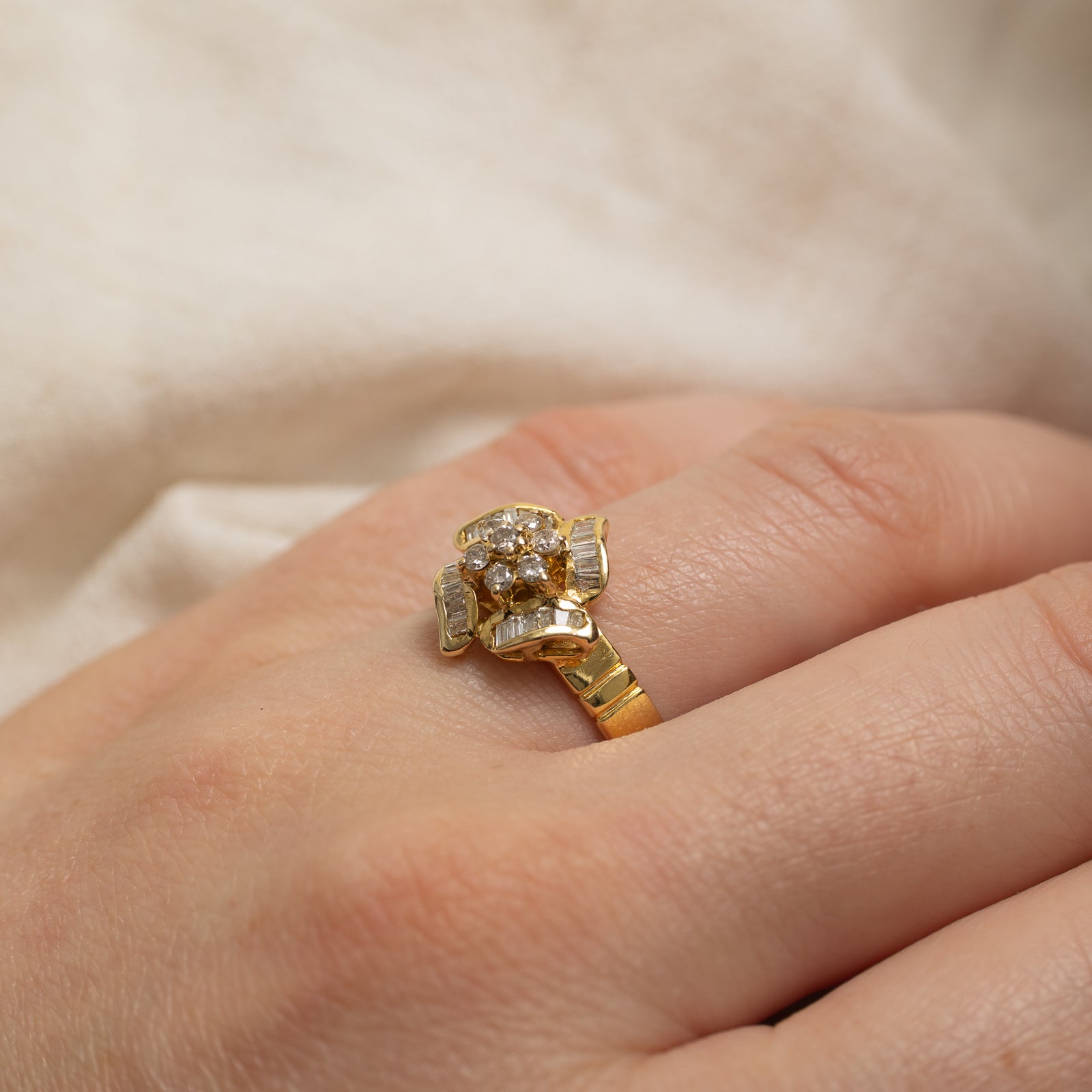 14K Two Tone Multi Cut Diamond Grooved Ring | 1.35ctw | SZ 7.5
