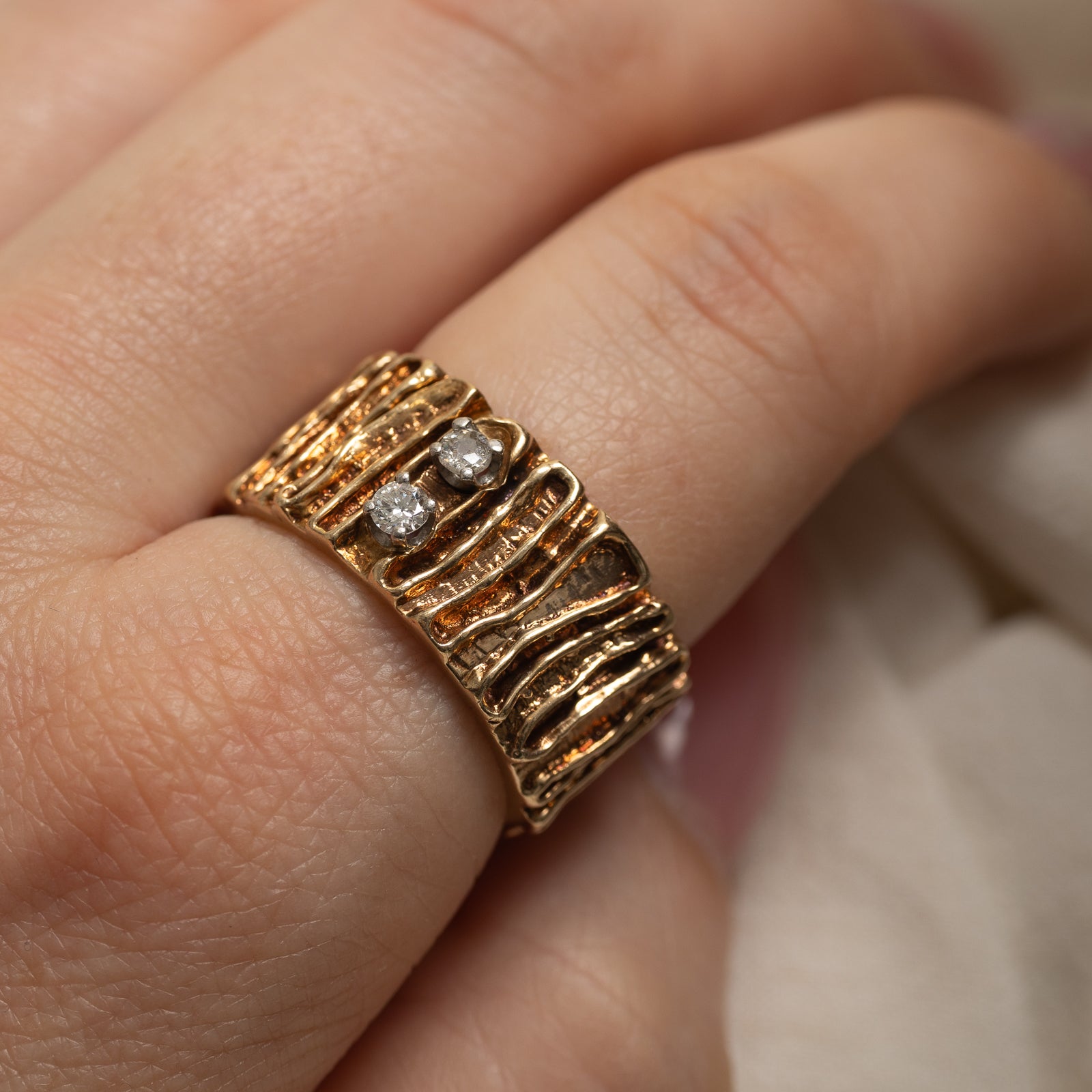 10K Two Stone Diamond Textured Band | 0.15ctw | SZ 9.25