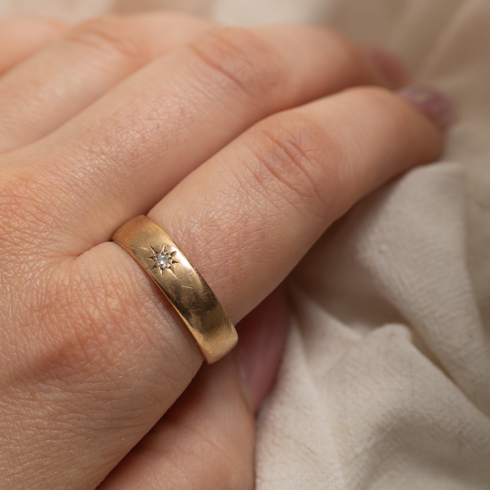 10K Star Set Diamond Band | 0.04ct | SZ 11.25