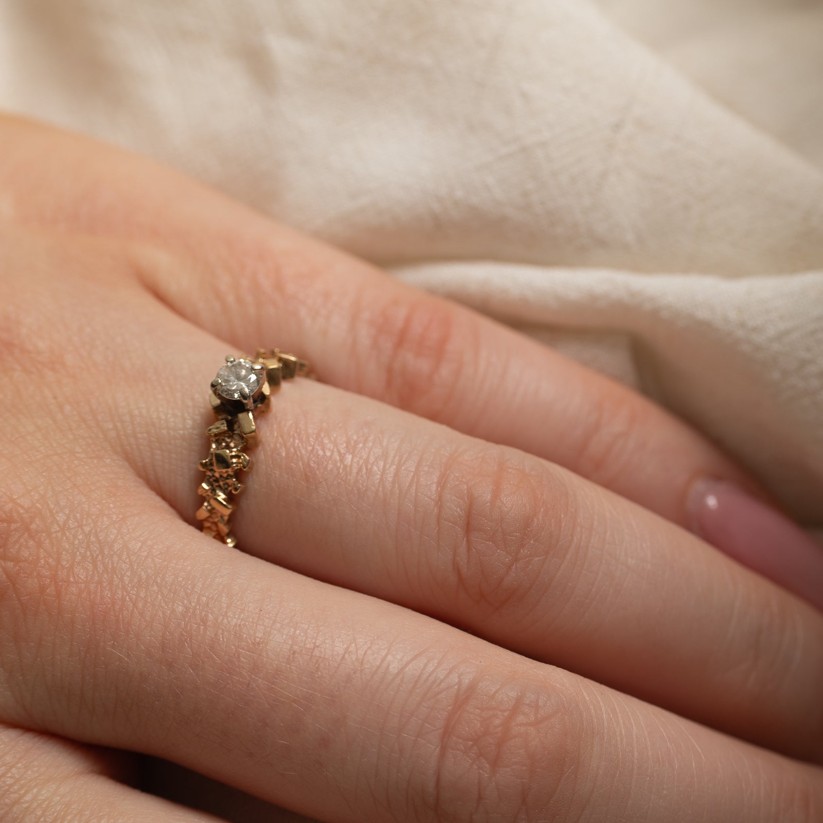 14K Solitaire Diamond Textured Ring | 0.21ct | SZ 7.25